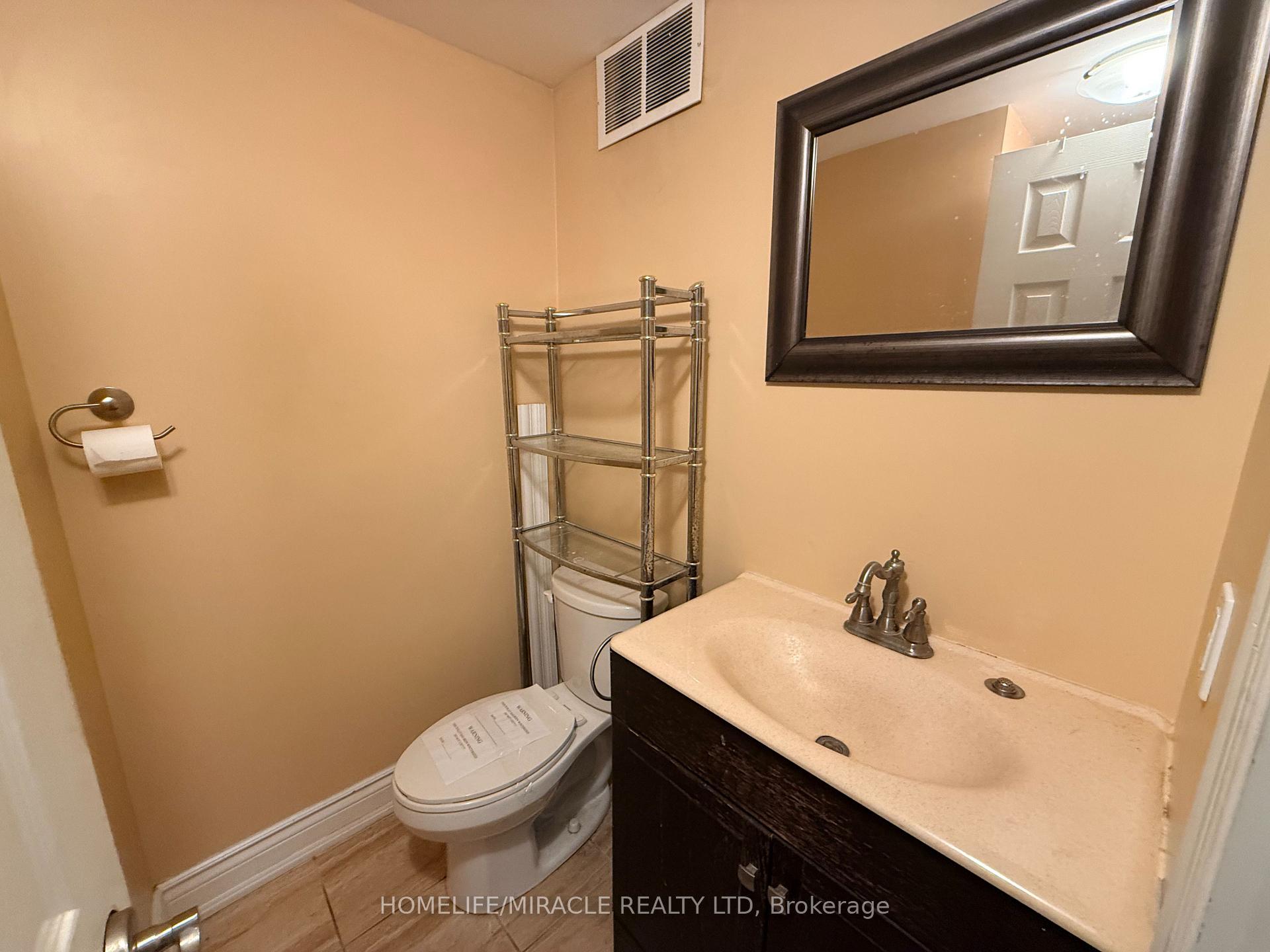 Photo 34 of 10 Yorkton Boulevard, Markham, Angus Glen — HOMEH