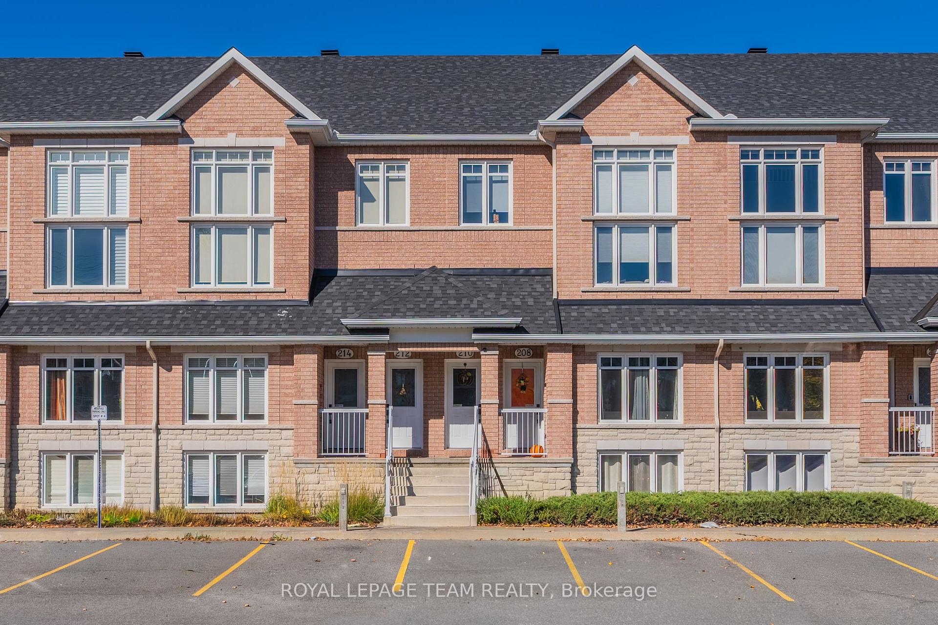 Photo 11 of 208 Tivoli Private, Ottawa, Merivale Industrial Park/Citiplace — HOMEH