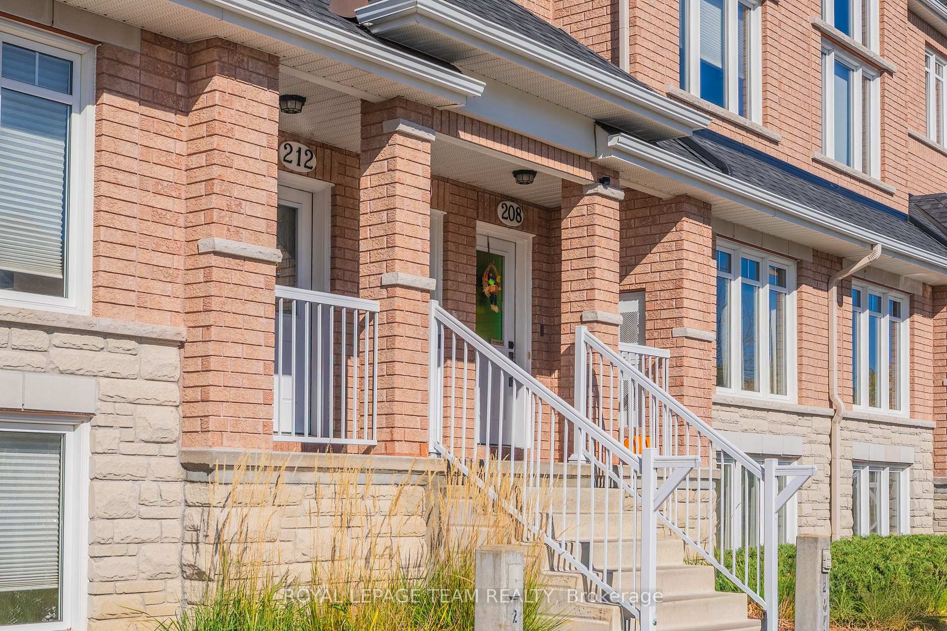 Photo 10 of 208 Tivoli Private, Ottawa, Merivale Industrial Park/Citiplace — HOMEH