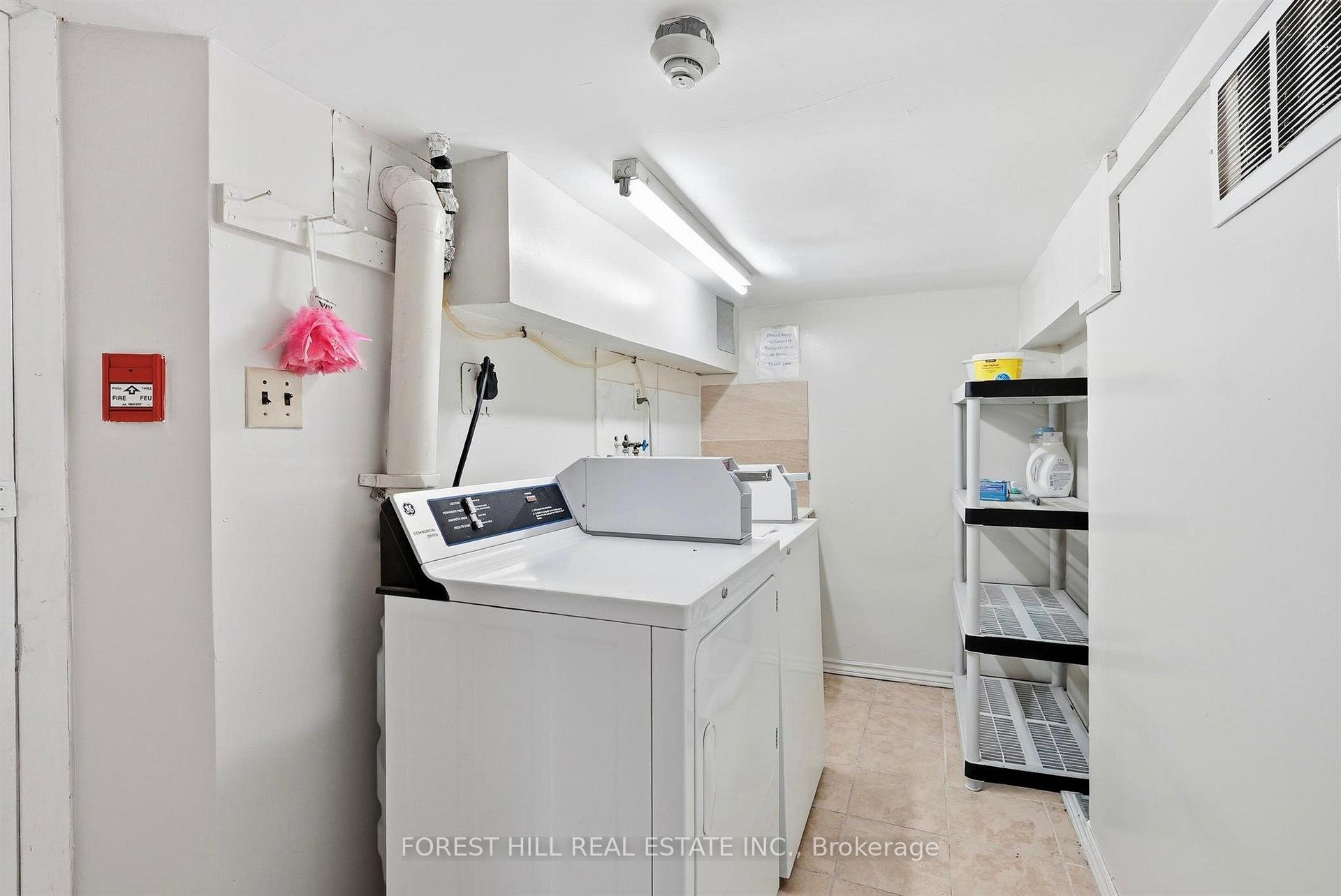 Photo 18 of Unit LOWER, 36 Arnold Crescent, Richmond Hill, Mill Pond — HOMEH