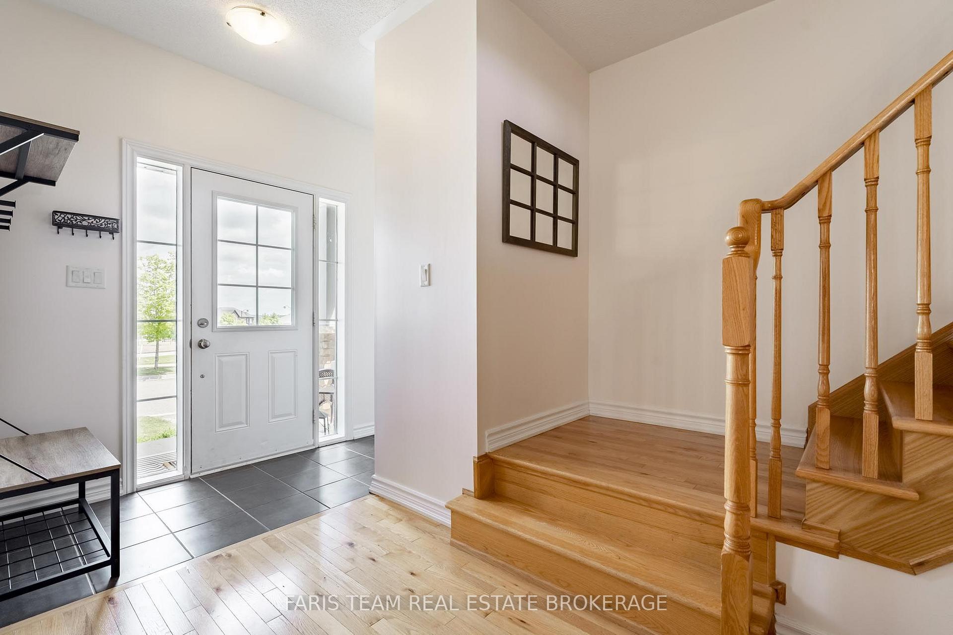 Photo 10 of 1110 Wharram Way, Innisfil, Lefroy — HOMEH