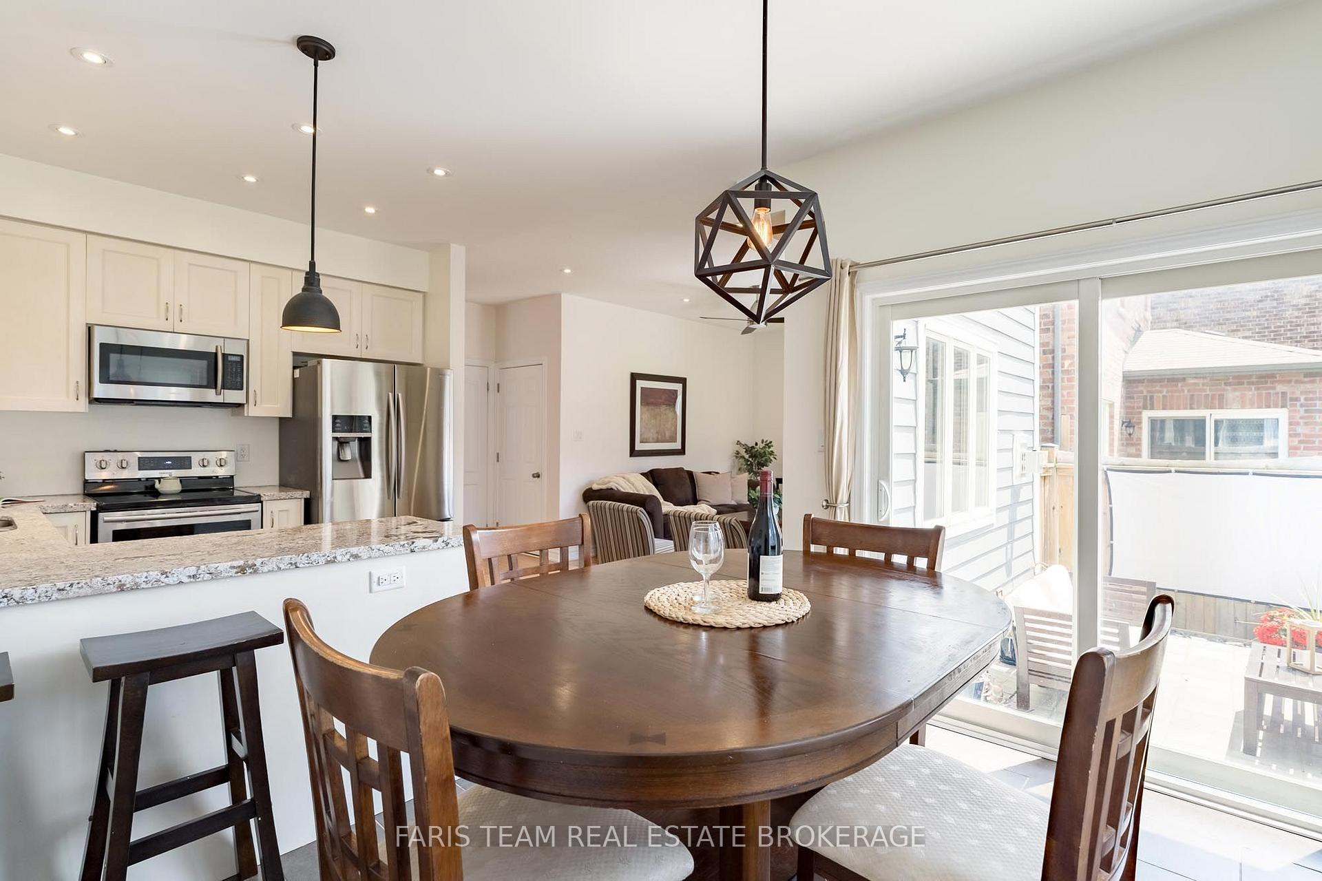Photo 25 of 1110 Wharram Way, Innisfil, Lefroy — HOMEH