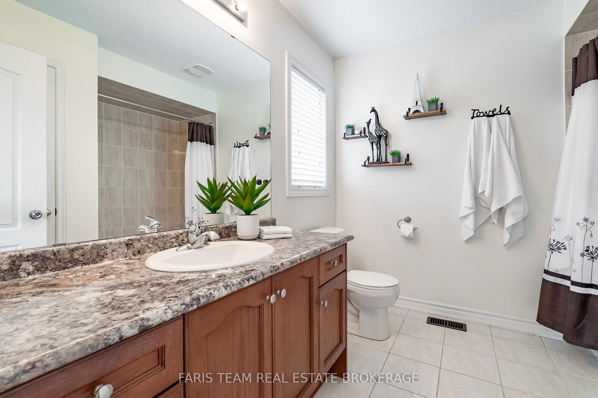 Photo 49 of 1110 Wharram Way, Innisfil, Lefroy — HOMEH
