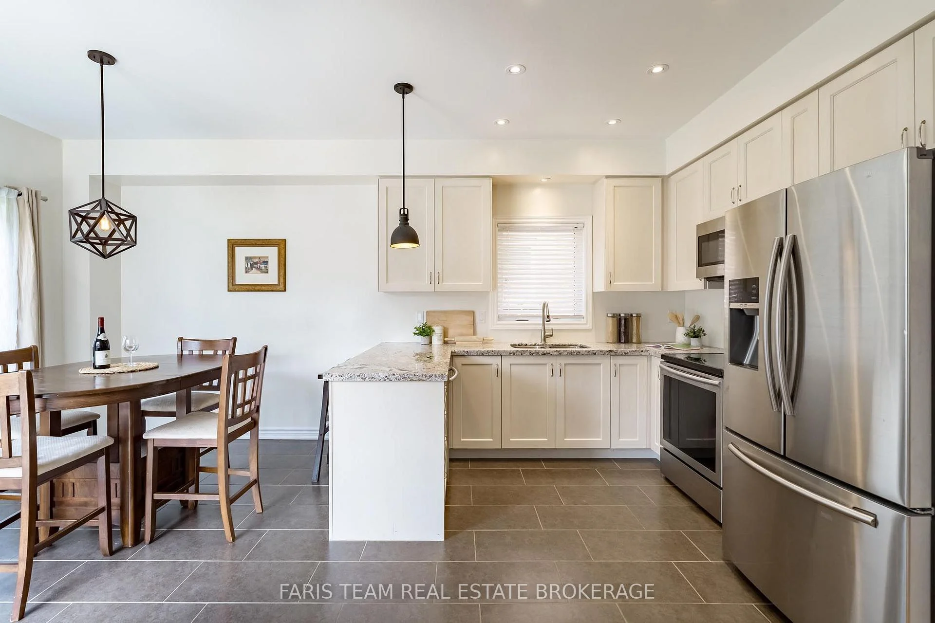 Photo 17 of 1110 Wharram Way, Innisfil, Lefroy — HOMEH