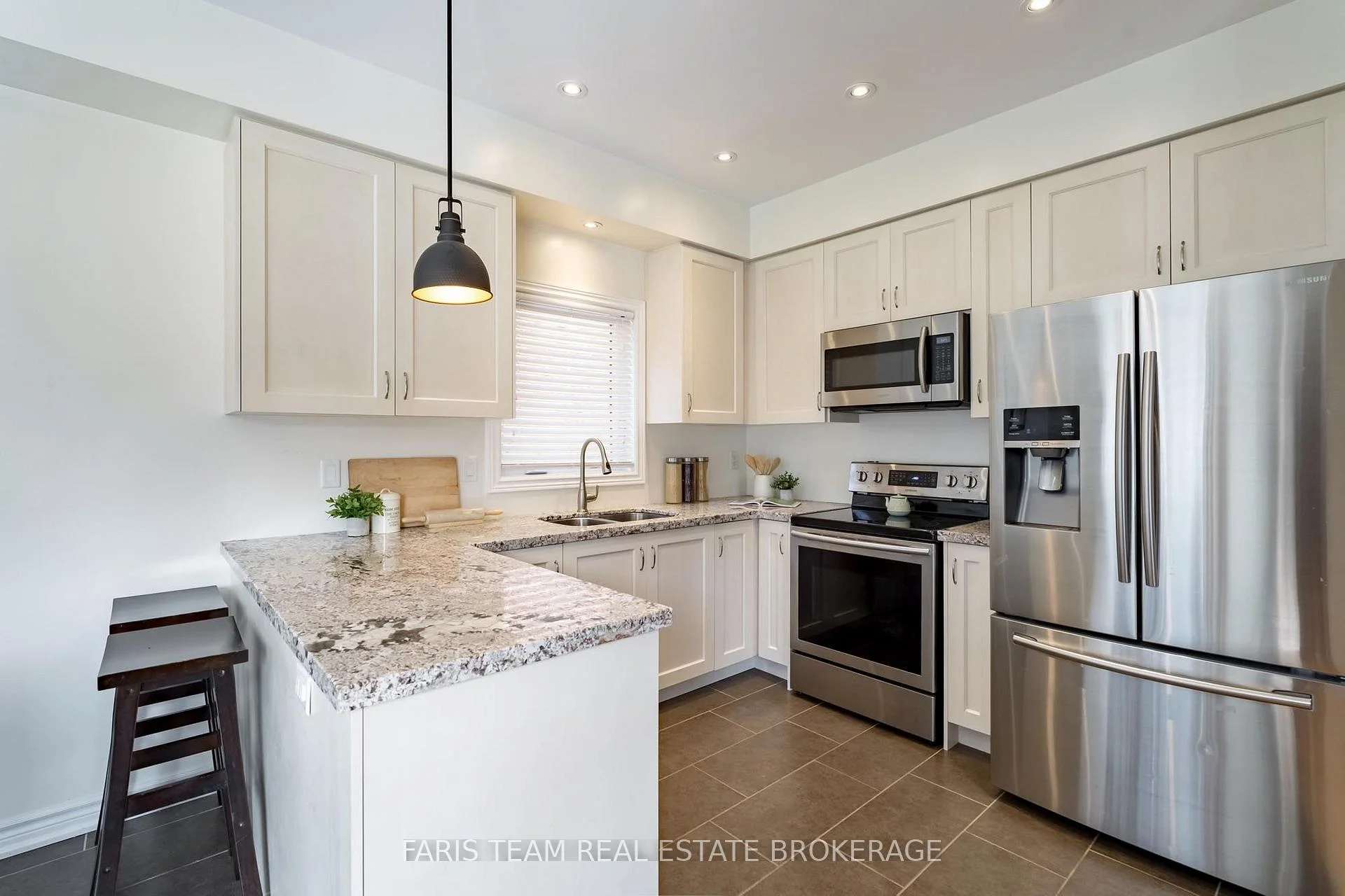 Photo 20 of 1110 Wharram Way, Innisfil, Lefroy — HOMEH