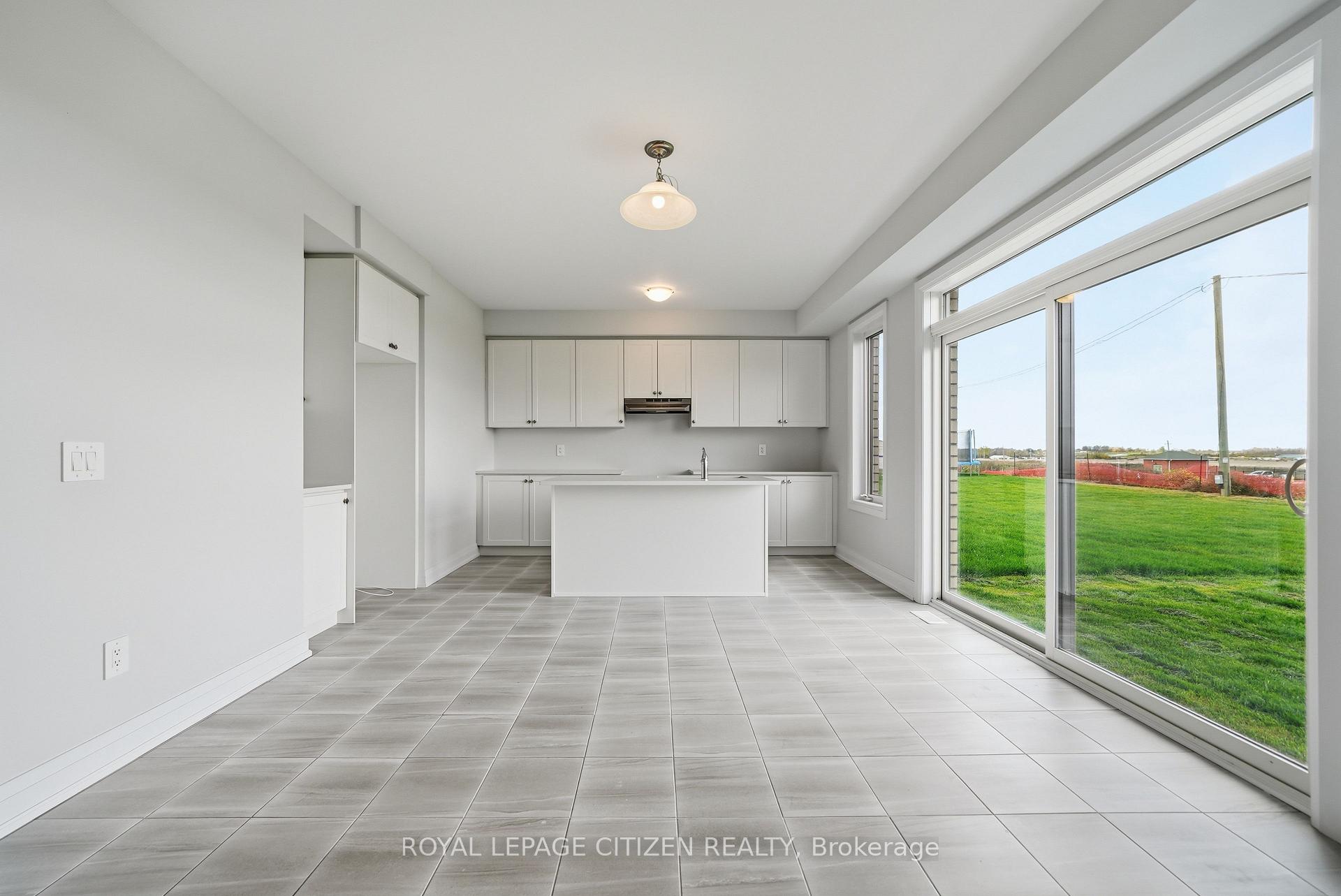 Photo 15 of 72 Butler Boulevard, Kawartha Lakes, Lindsay — HOMEH