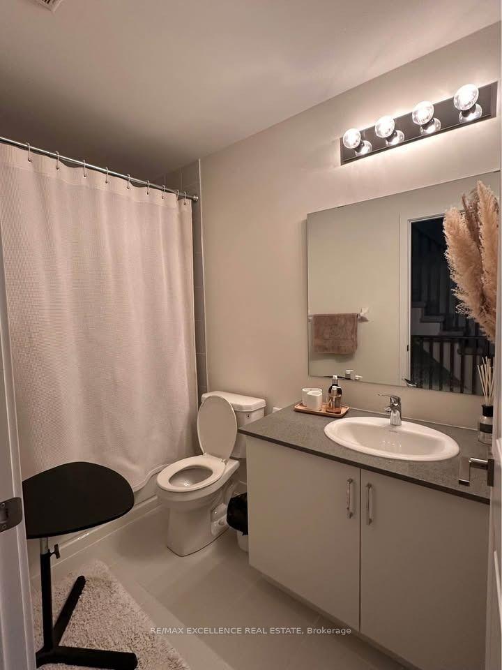 Photo 10 of 87 William Duncan Road, North York, Downsview-Roding-CFB — HOMEH