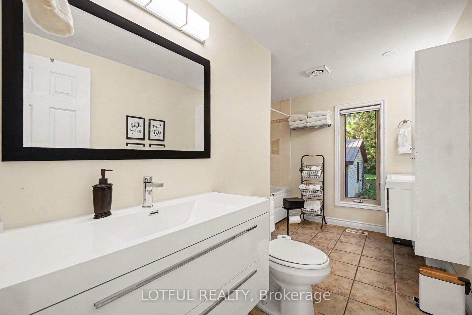 Photo 24 of 2420 Pine Avenue, Ottawa, Manotick East to Manotick Station — HOMEH