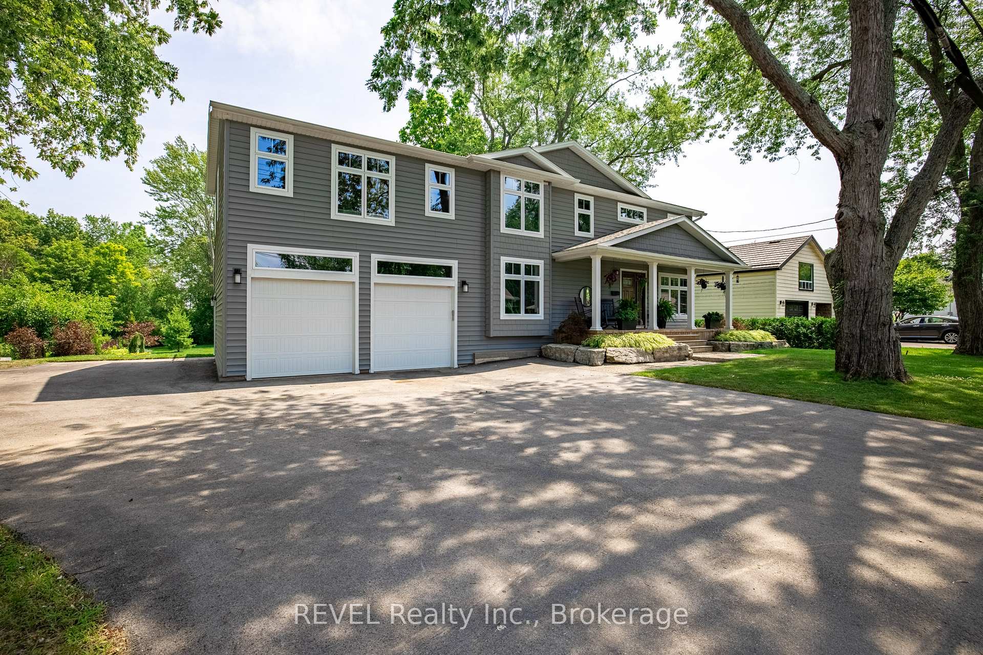 Photo 2 of 74 Montgomery Road, Welland, N. Welland — HOMEH