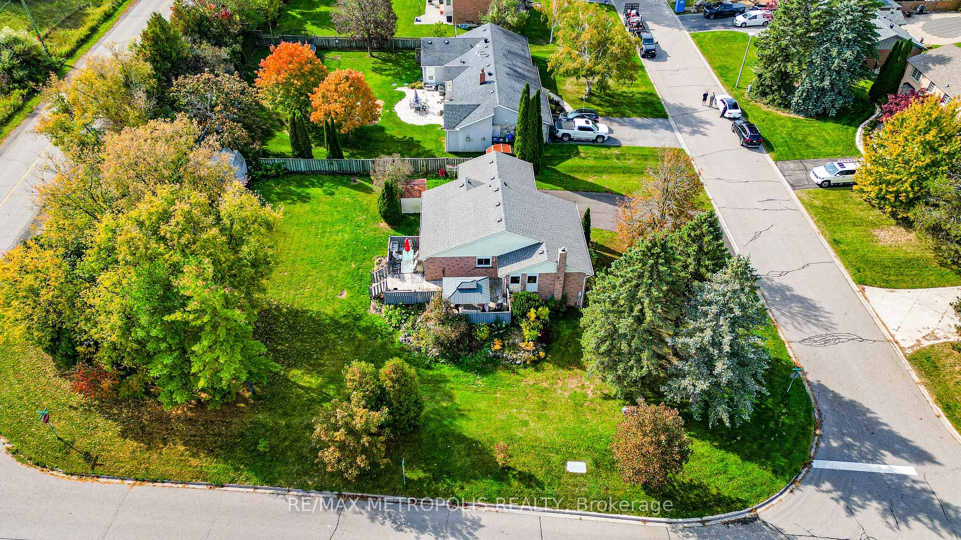 Photo 7 of 1 Herriot Street, Caledon, Palgrave — HOMEH