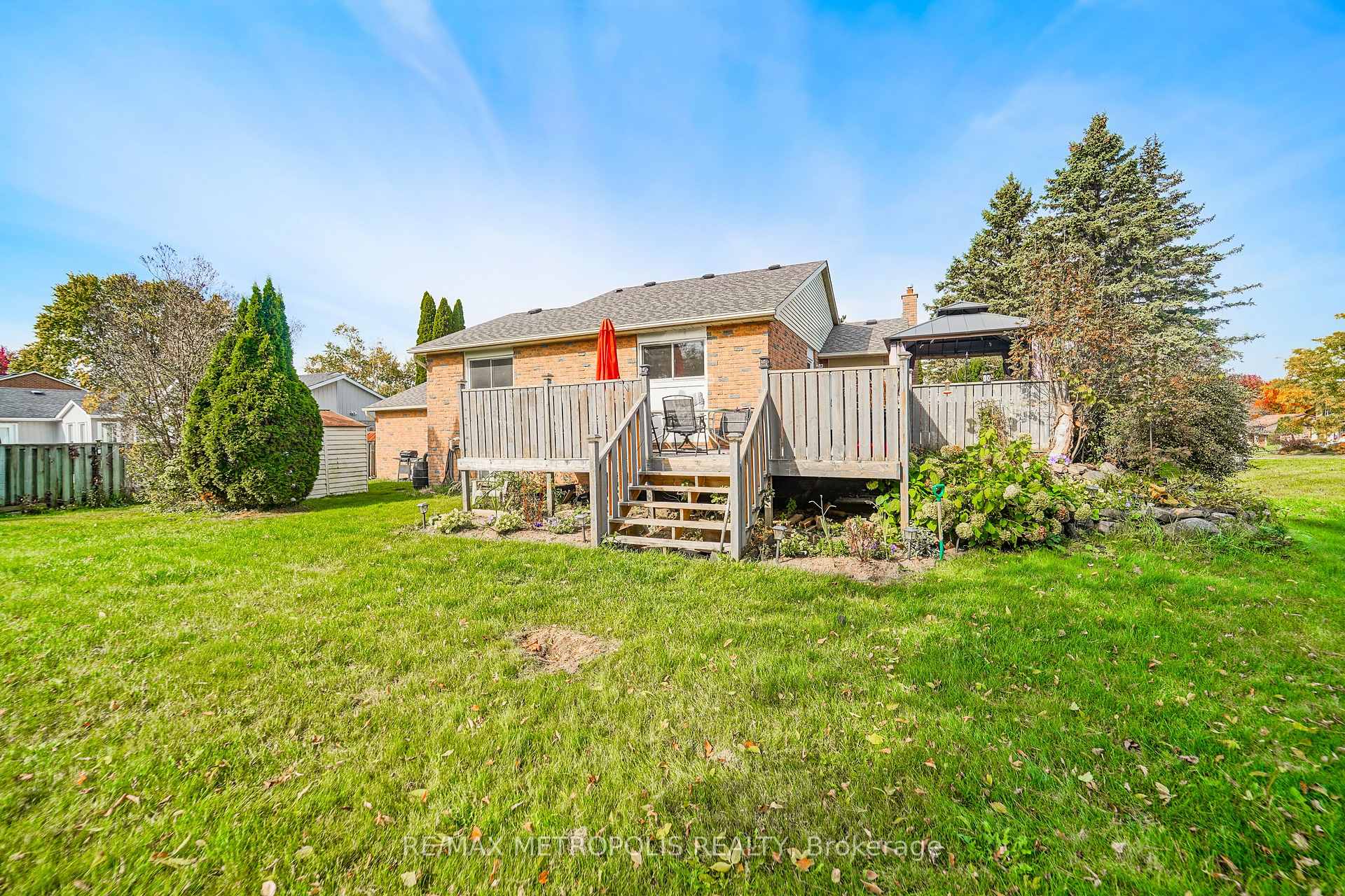 Photo 10 of 1 Herriot Street, Caledon, Palgrave — HOMEH