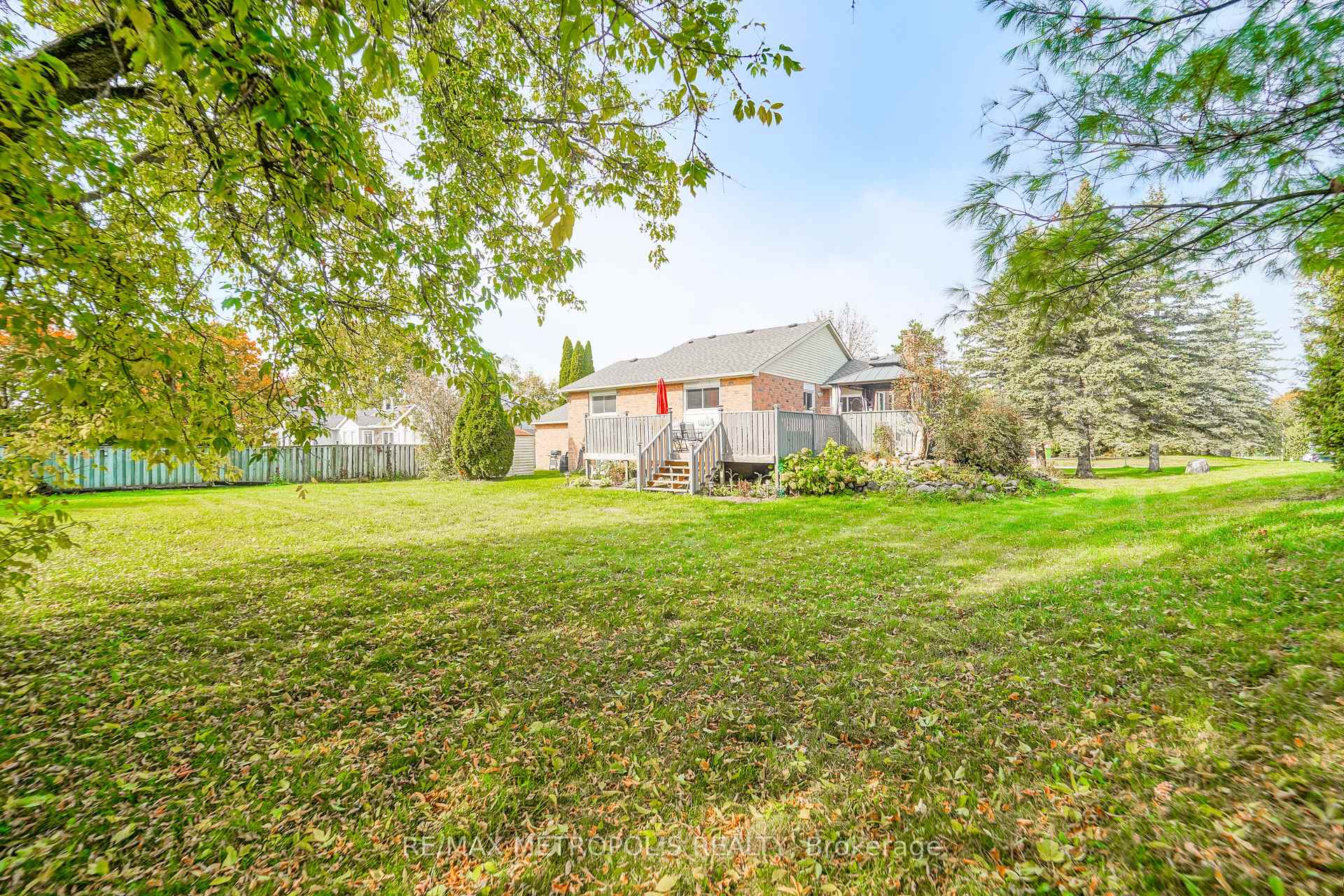 Photo 17 of 1 Herriot Street, Caledon, Palgrave — HOMEH