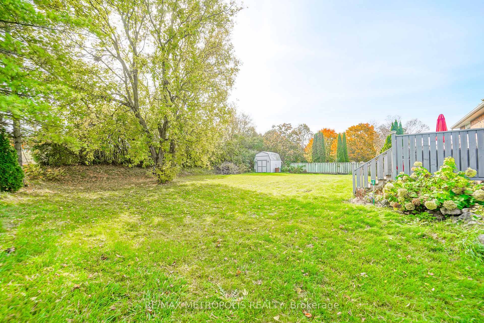 Photo 18 of 1 Herriot Street, Caledon, Palgrave — HOMEH
