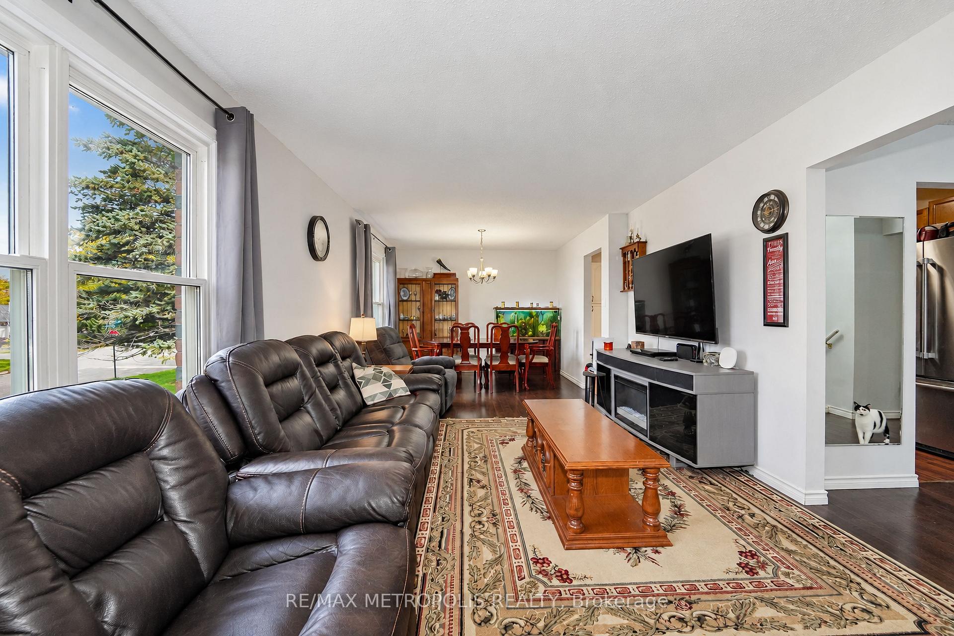 Photo 21 of 1 Herriot Street, Caledon, Palgrave — HOMEH