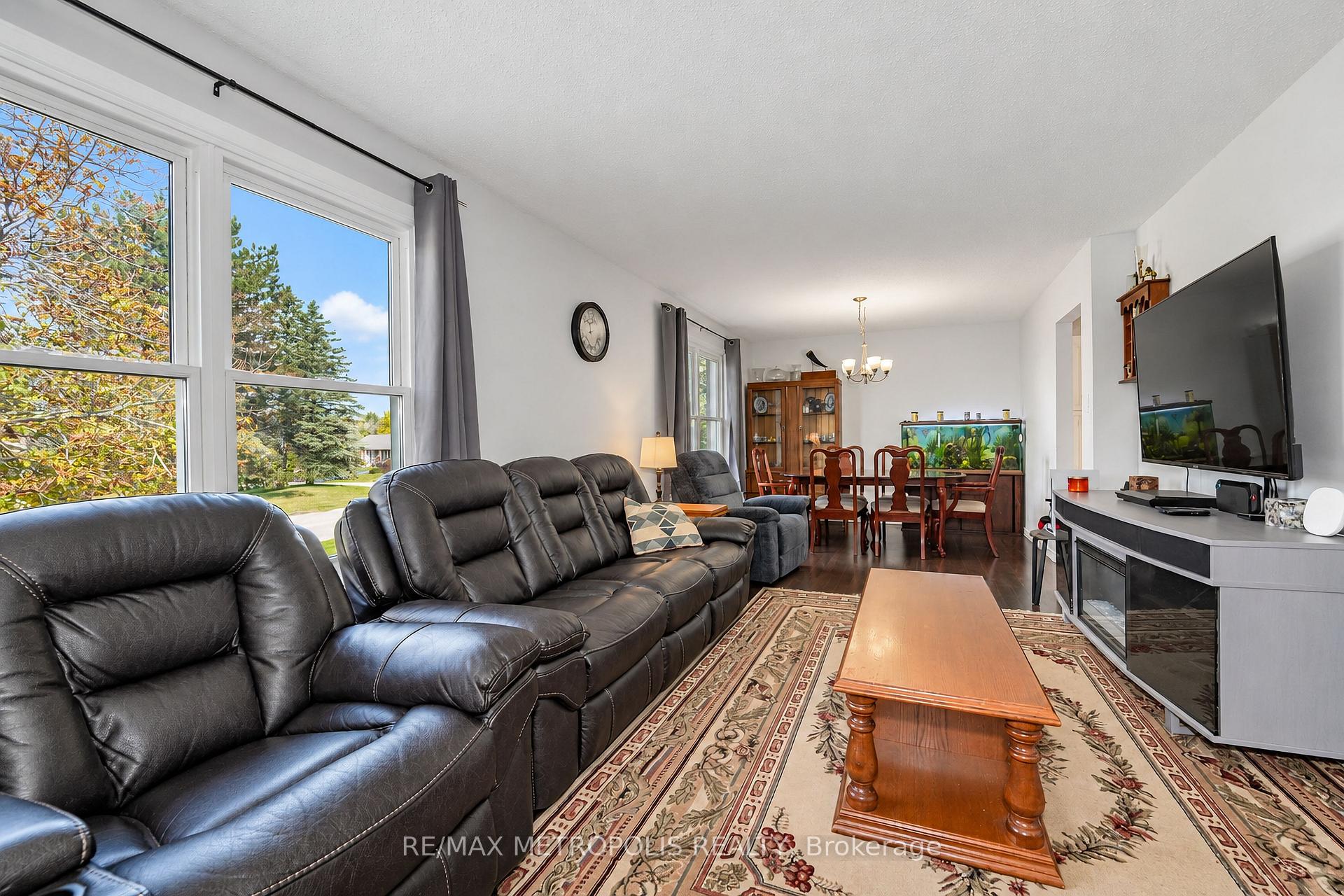 Photo 22 of 1 Herriot Street, Caledon, Palgrave — HOMEH