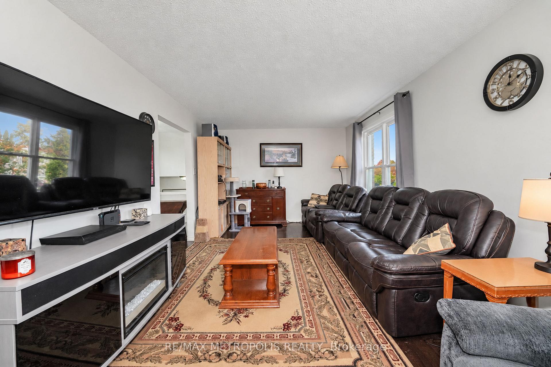 Photo 23 of 1 Herriot Street, Caledon, Palgrave — HOMEH