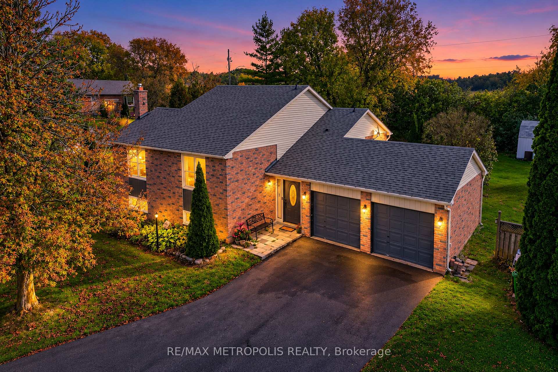 Photo 48 of 1 Herriot Street, Caledon, Palgrave — HOMEH