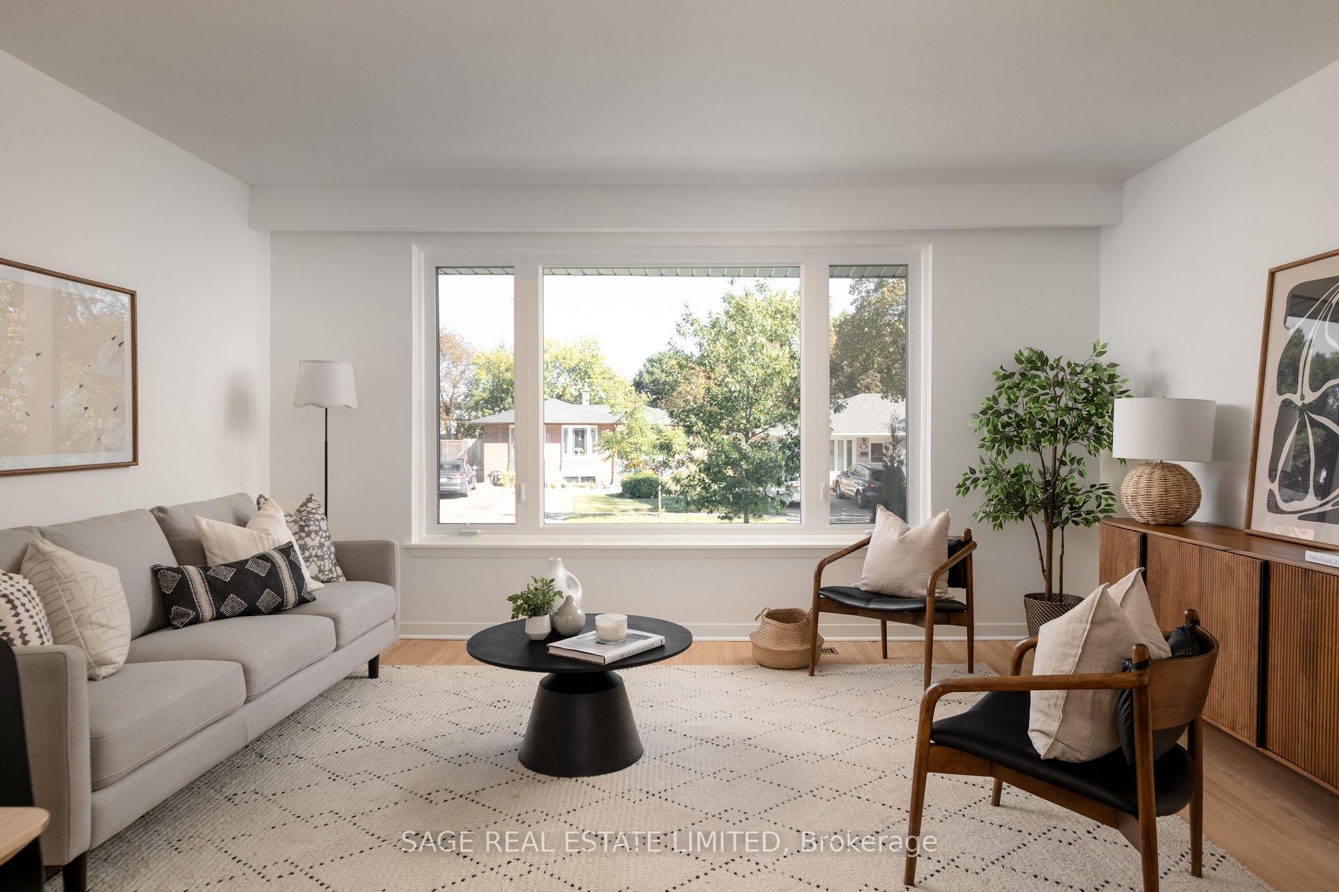Photo 6 of 1410 Lewisham Drive, Mississauga, Clarkson — HOMEH
