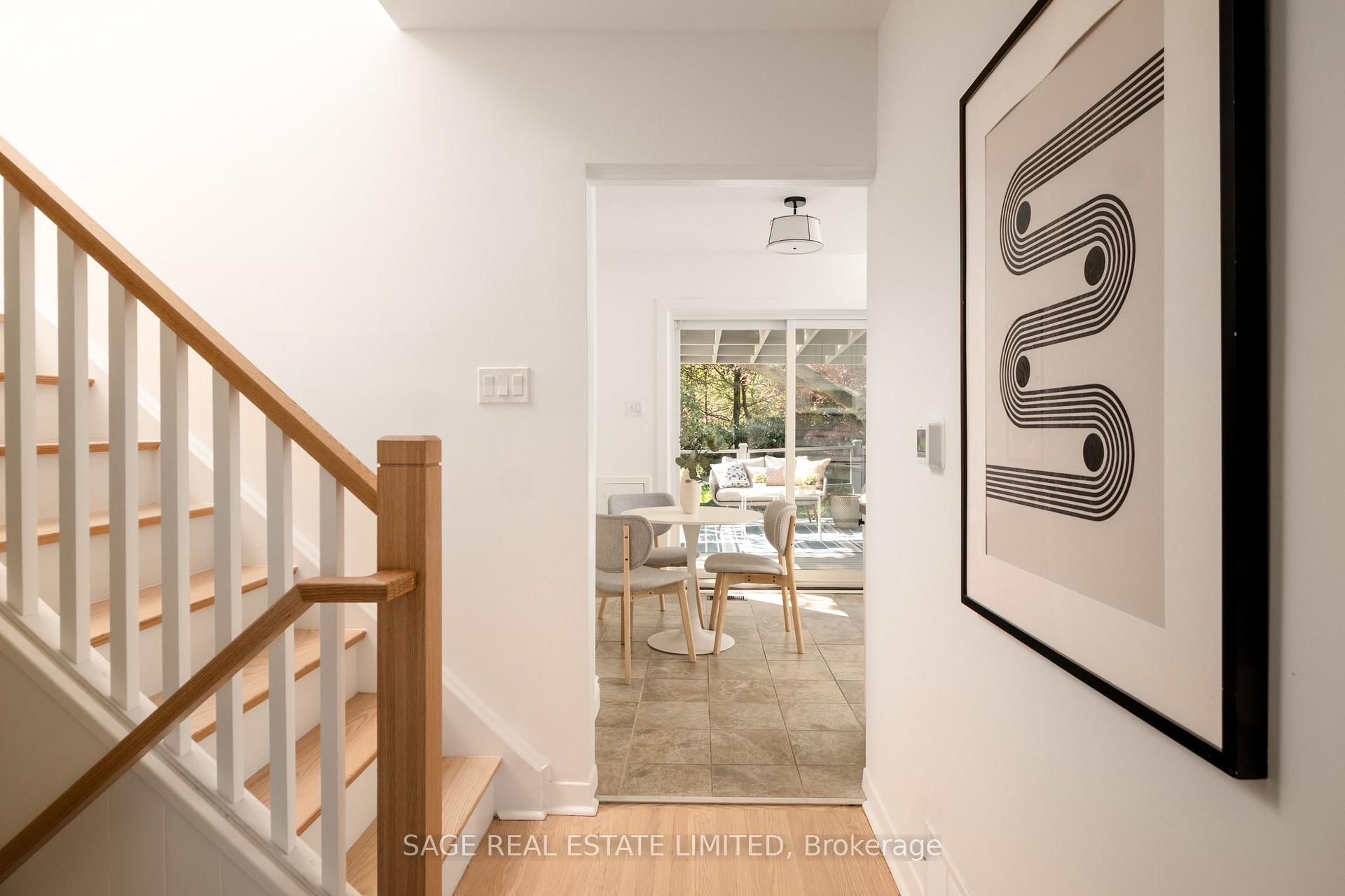 Photo 15 of 1410 Lewisham Drive, Mississauga, Clarkson — HOMEH