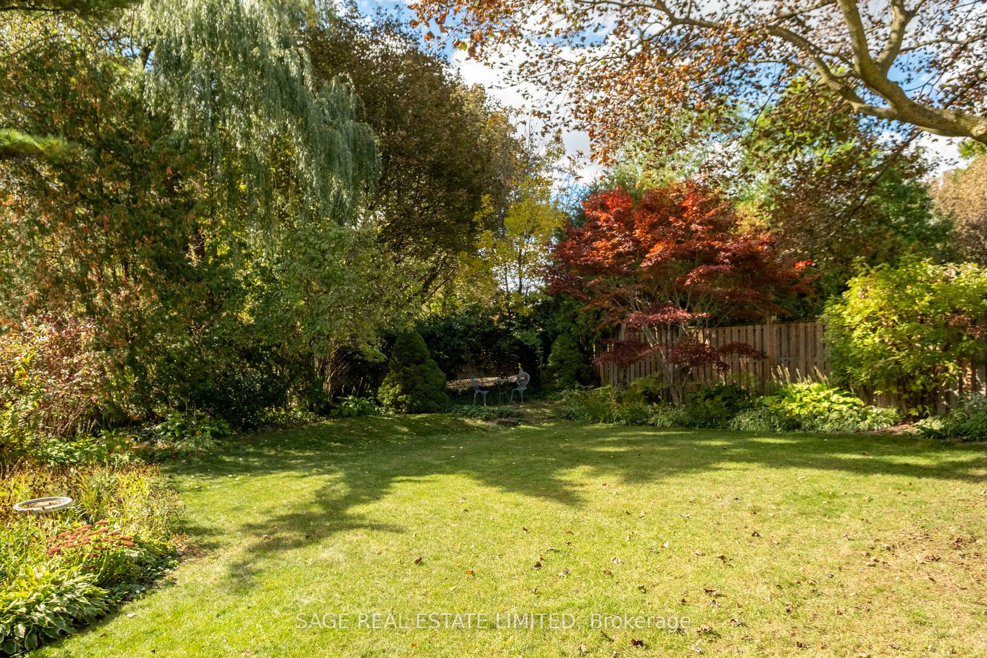 Photo 40 of 1410 Lewisham Drive, Mississauga, Clarkson — HOMEH