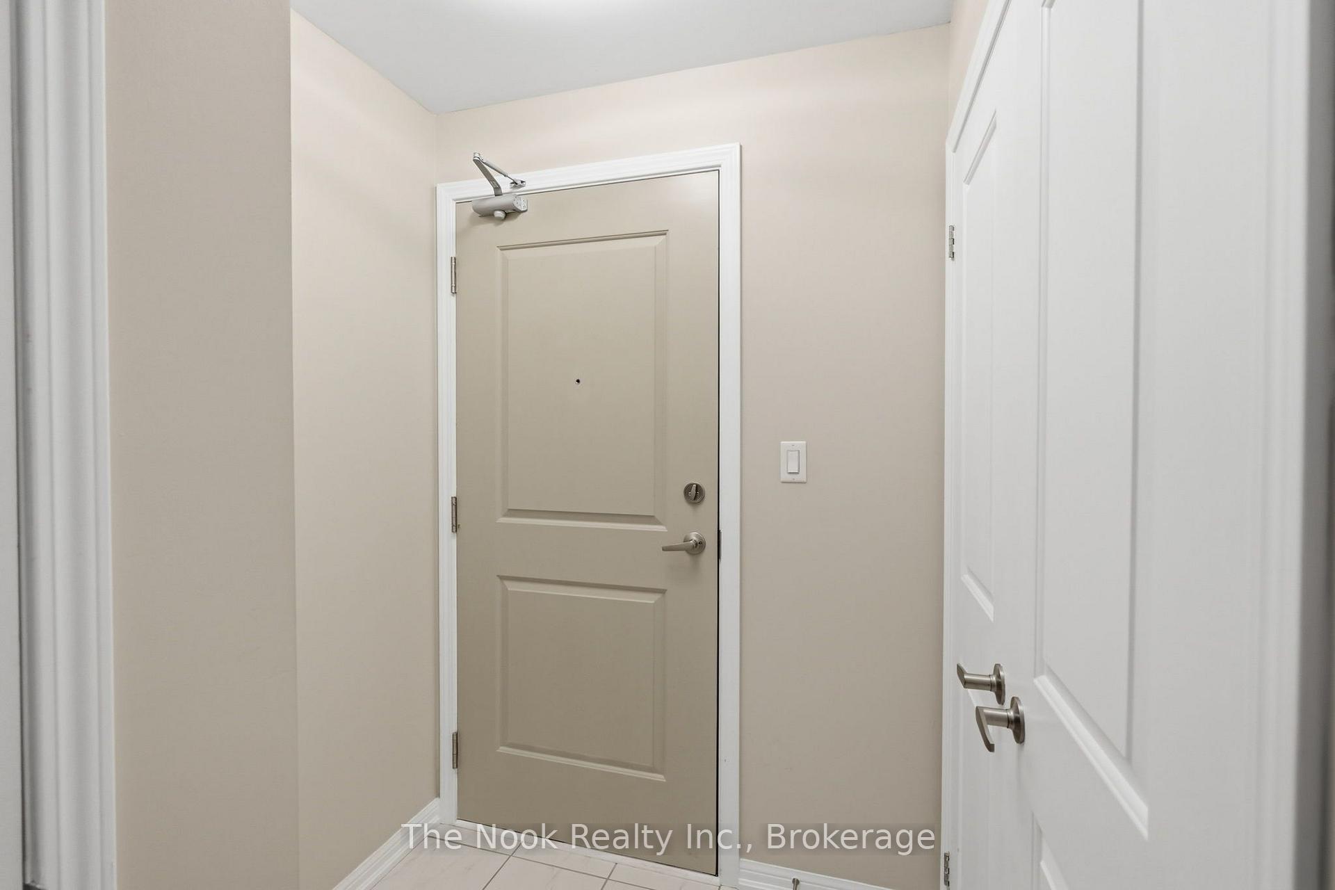 Photo 6 of Unit 420, 84 Aspen Springs Drive, Clarington, Bowmanville — HOMEH