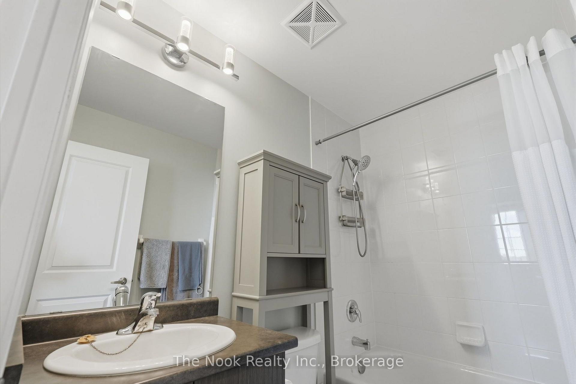 Photo 21 of Unit 420, 84 Aspen Springs Drive, Clarington, Bowmanville — HOMEH