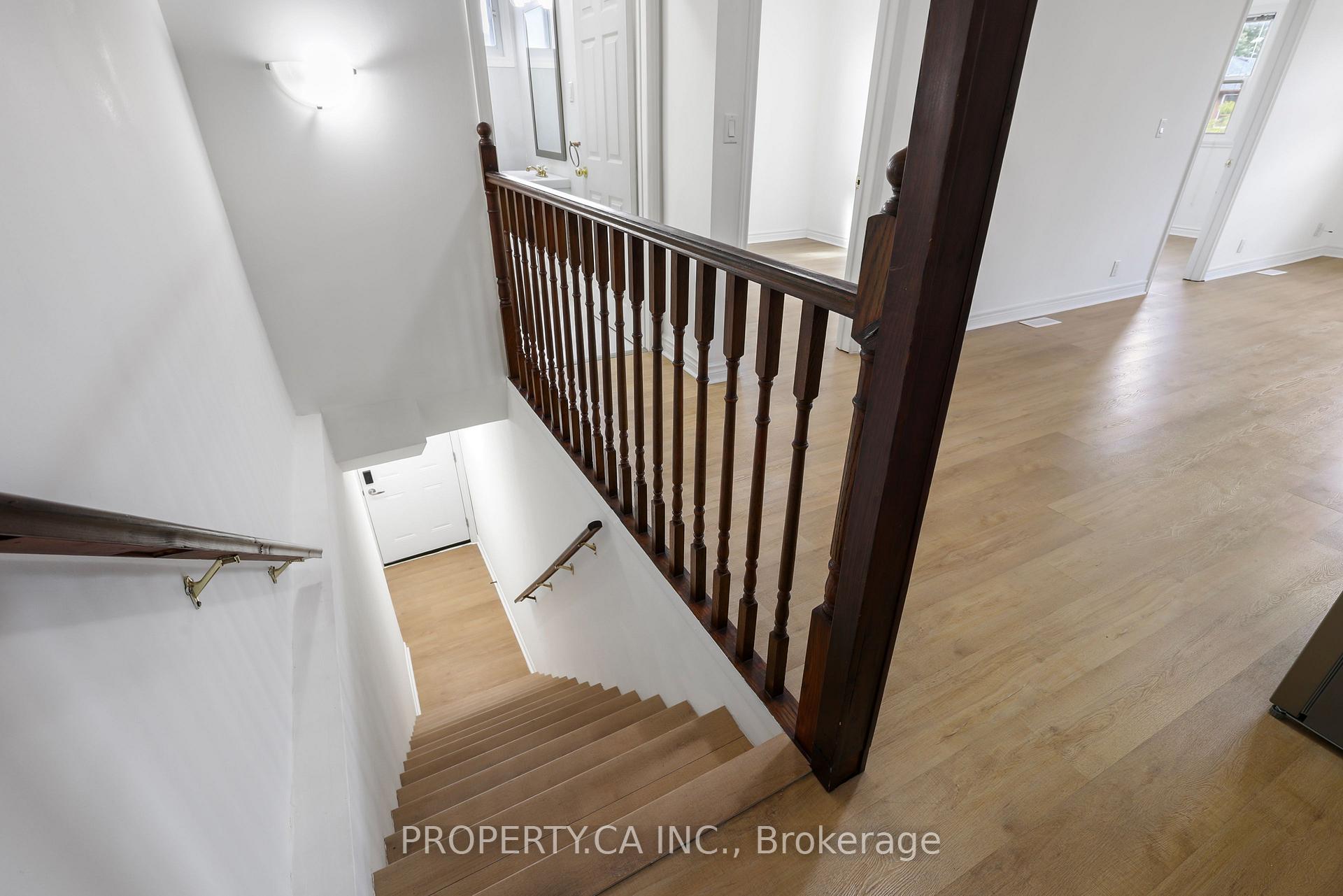 Photo 5 of Unit 3, 121 Melrose Street, Etobicoke, Mimico — HOMEH