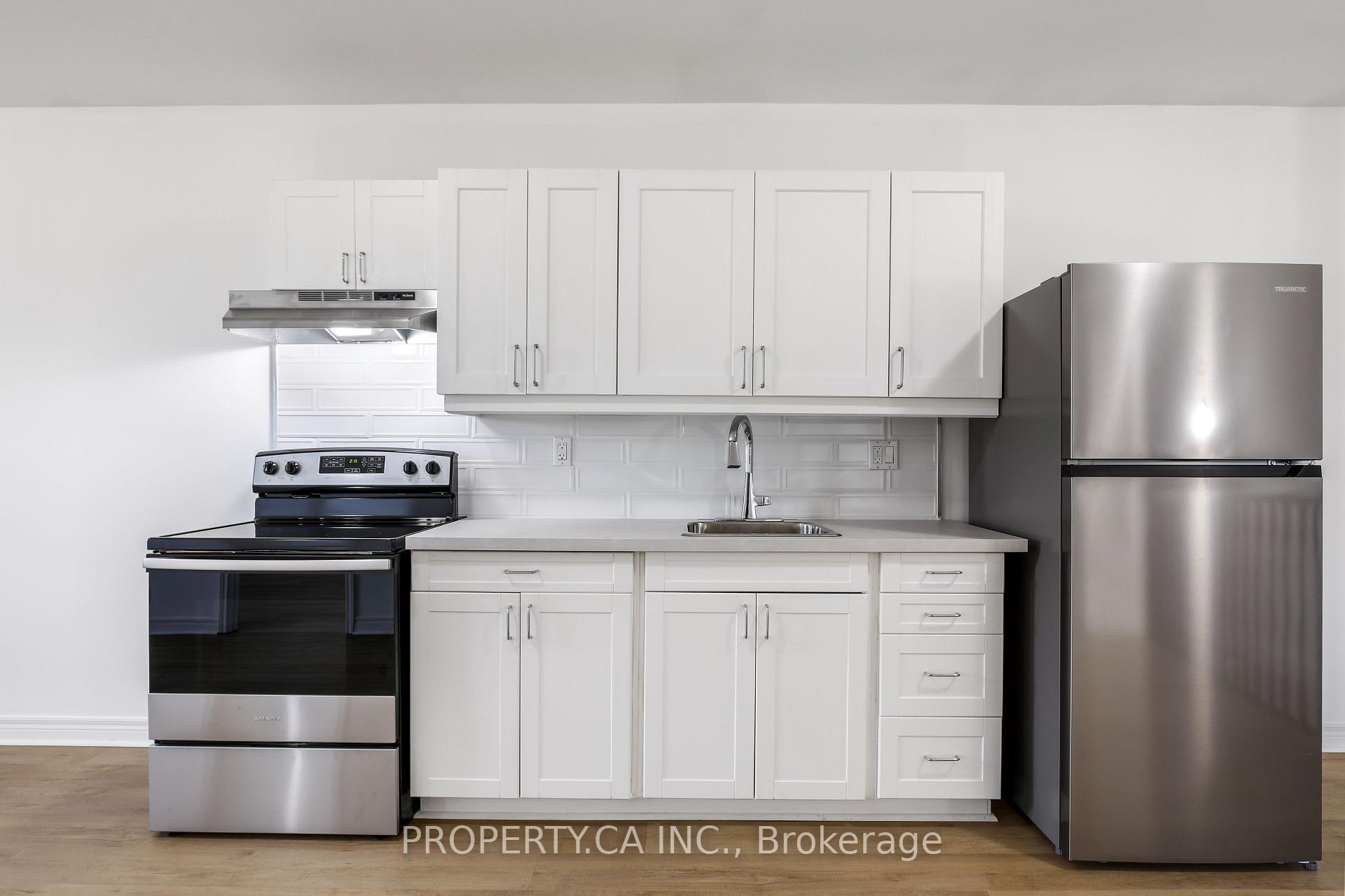 Photo 9 of Unit 3, 121 Melrose Street, Etobicoke, Mimico — HOMEH