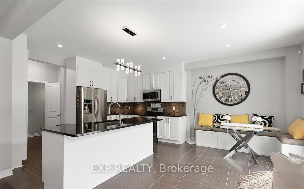 Photo 10 of 12 Knockaderry Crescent, Ottawa, Barrhaven - Half Moon Bay — HOMEH