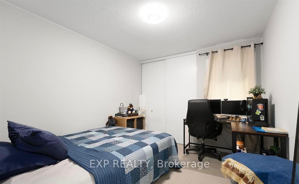 Photo 25 of 12 Knockaderry Crescent, Ottawa, Barrhaven - Half Moon Bay — HOMEH