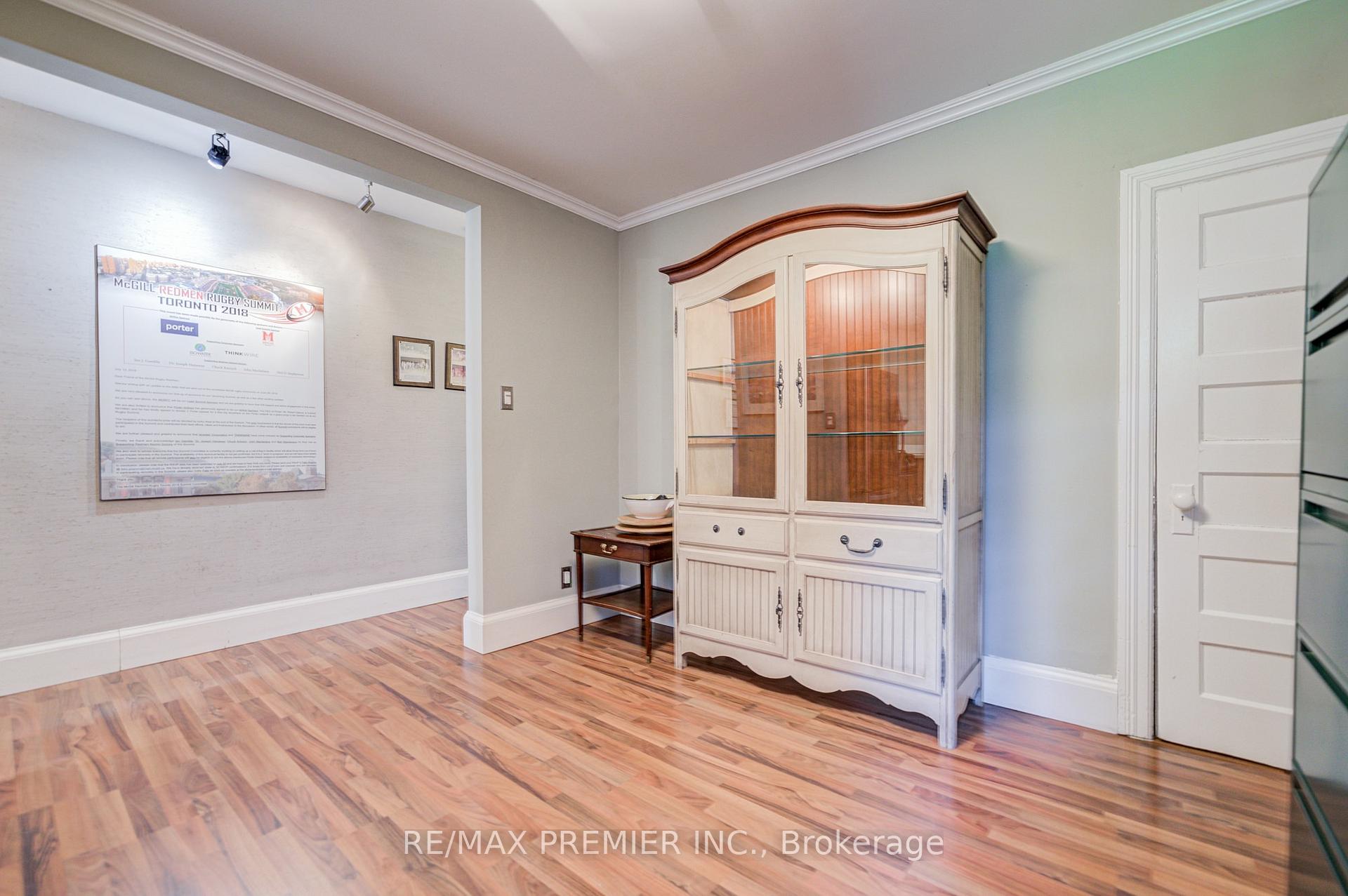 Photo 7 of Unit 3, 224 Lippincott Street, Toronto, University — HOMEH
