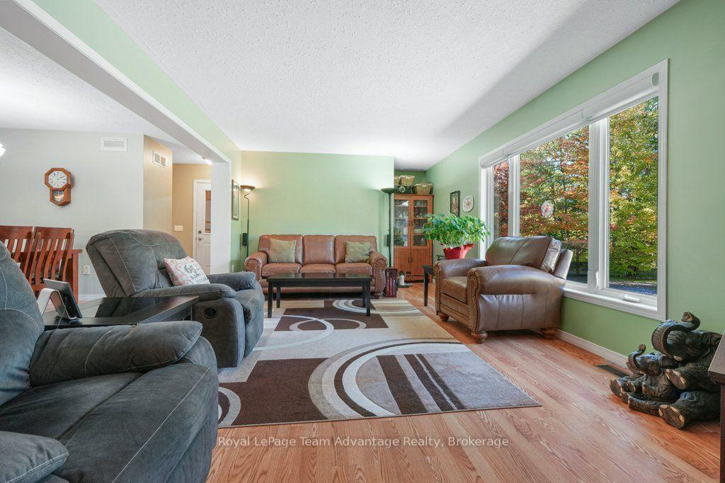 Photo 9 of 10 Oakridge Road, McDougall — HOMEH