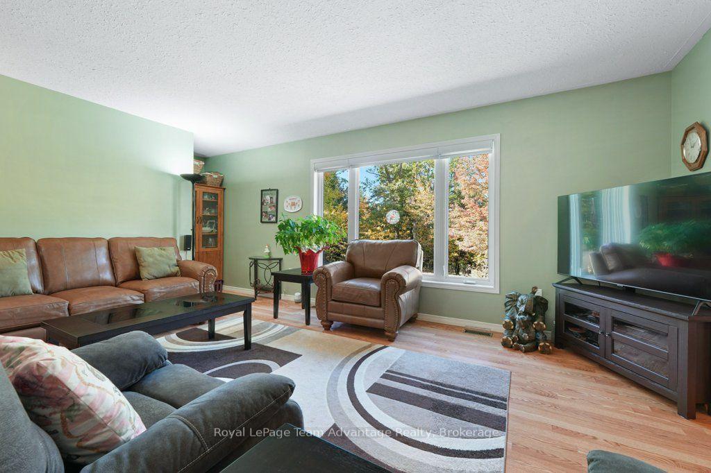 Photo 10 of 10 Oakridge Road, McDougall — HOMEH