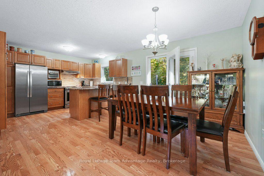 Photo 12 of 10 Oakridge Road, McDougall — HOMEH