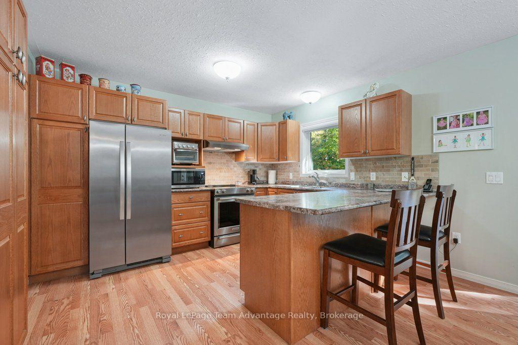 Photo 13 of 10 Oakridge Road, McDougall — HOMEH