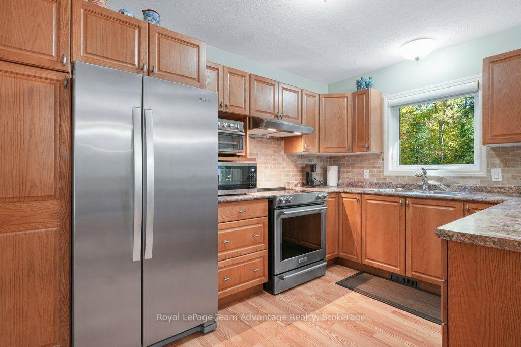 Photo 15 of 10 Oakridge Road, McDougall — HOMEH