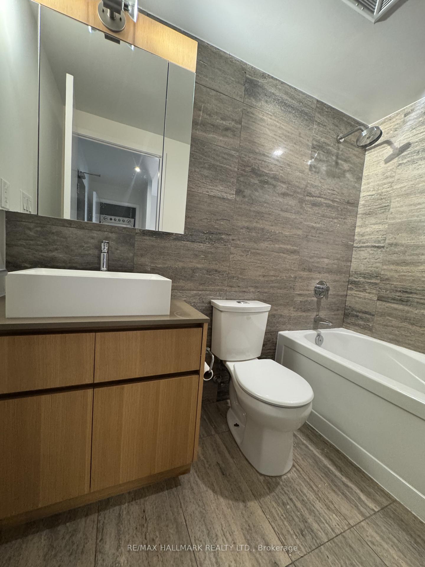 Photo 13 of Unit G19, 33 Iceboat Terrace, Toronto, Waterfront Communities — HOMEH
