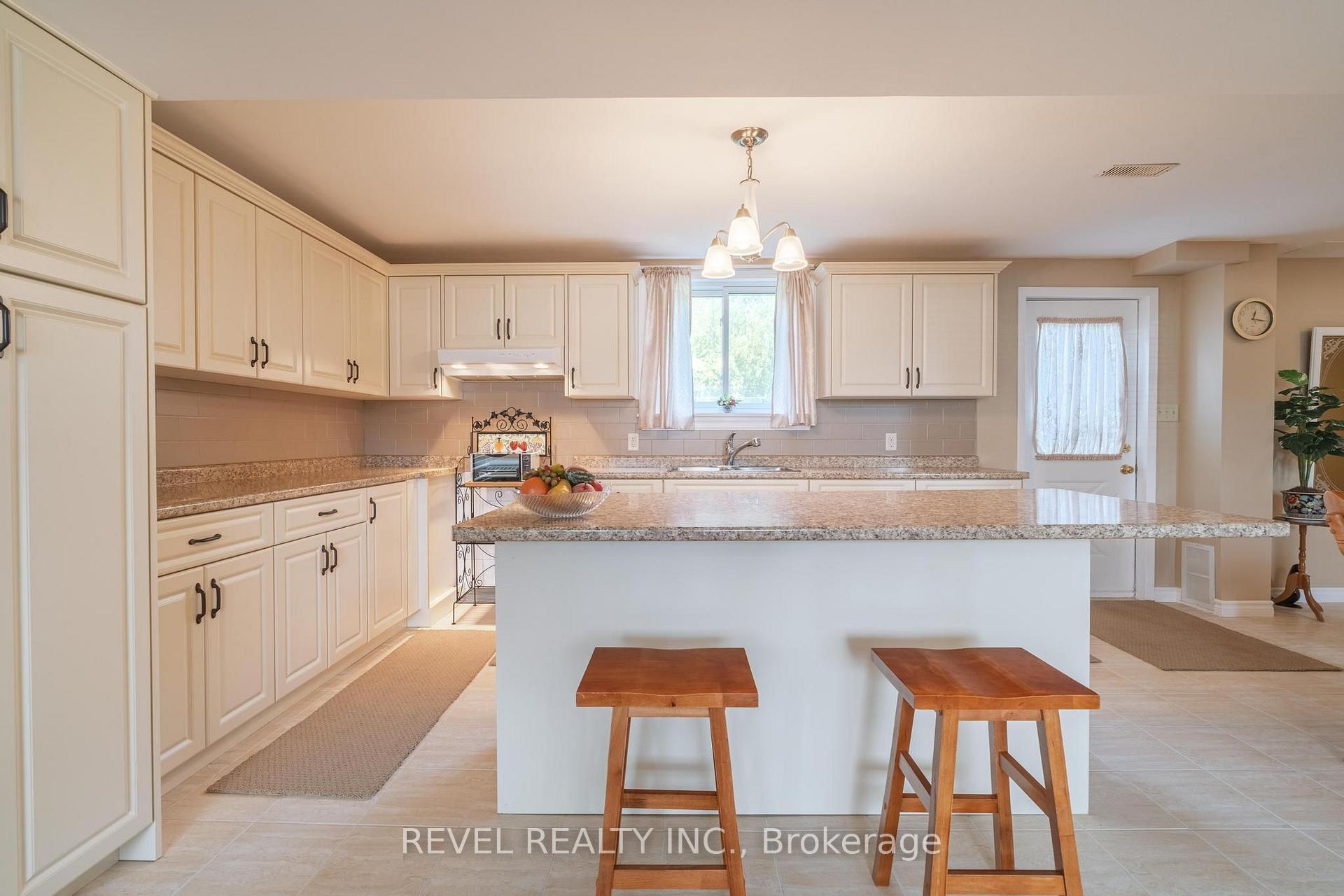 Photo 34 of 3641 Rapids View Drive, Niagara Falls, Chippawa — HOMEH