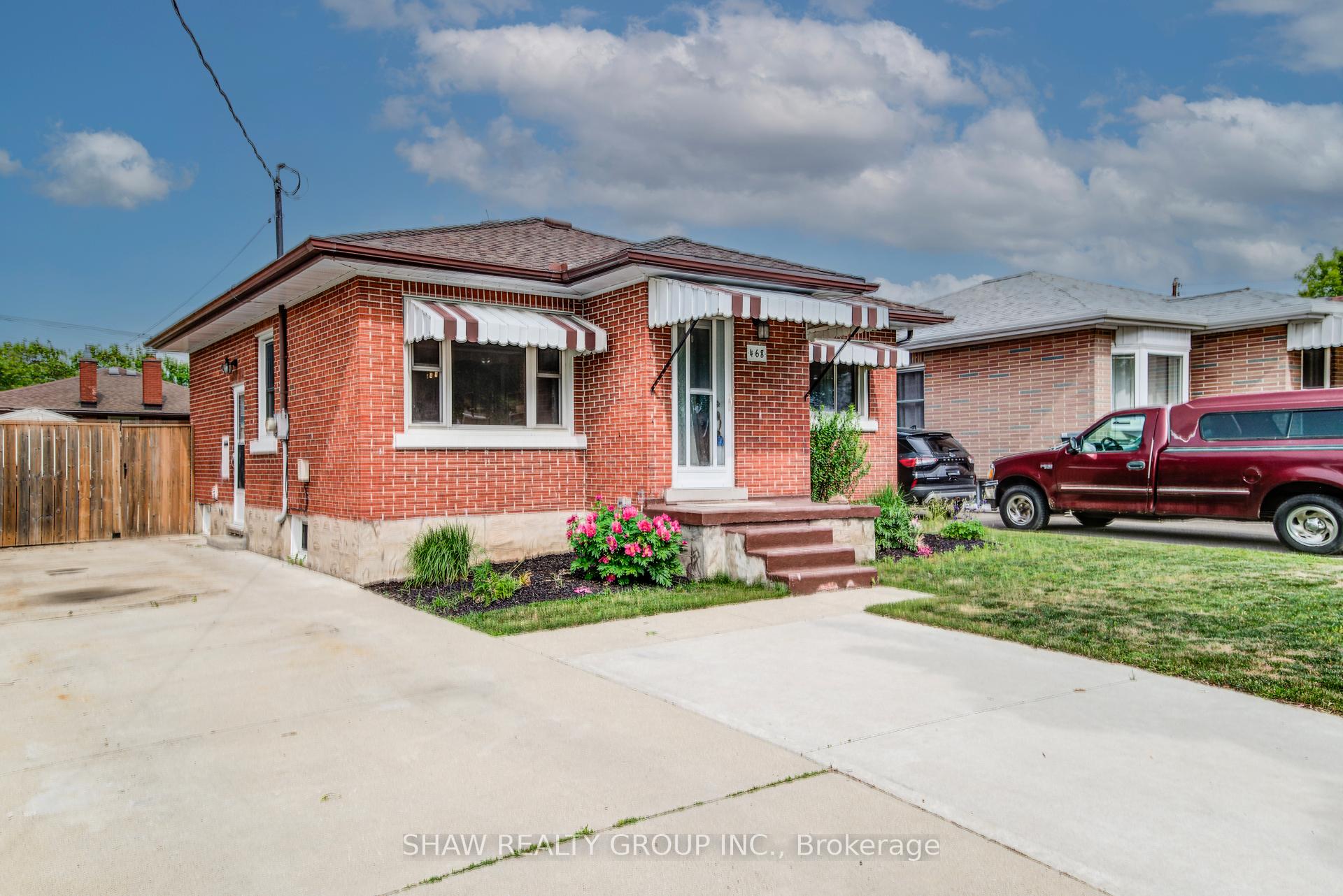Photo 3 of 468 Highland Road, Kitchener, Southdale — HOMEH