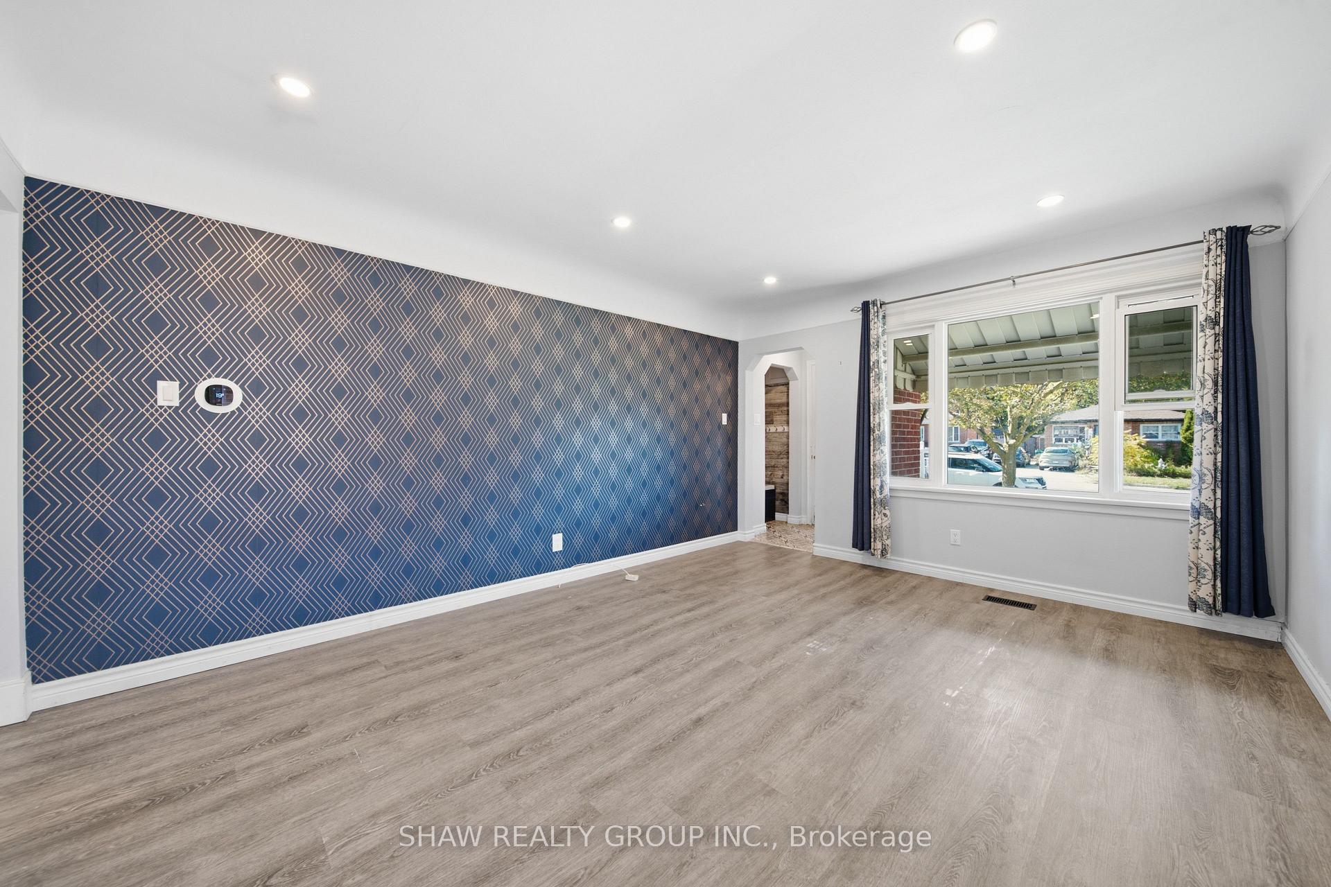 Photo 8 of 468 Highland Road, Kitchener, Southdale — HOMEH