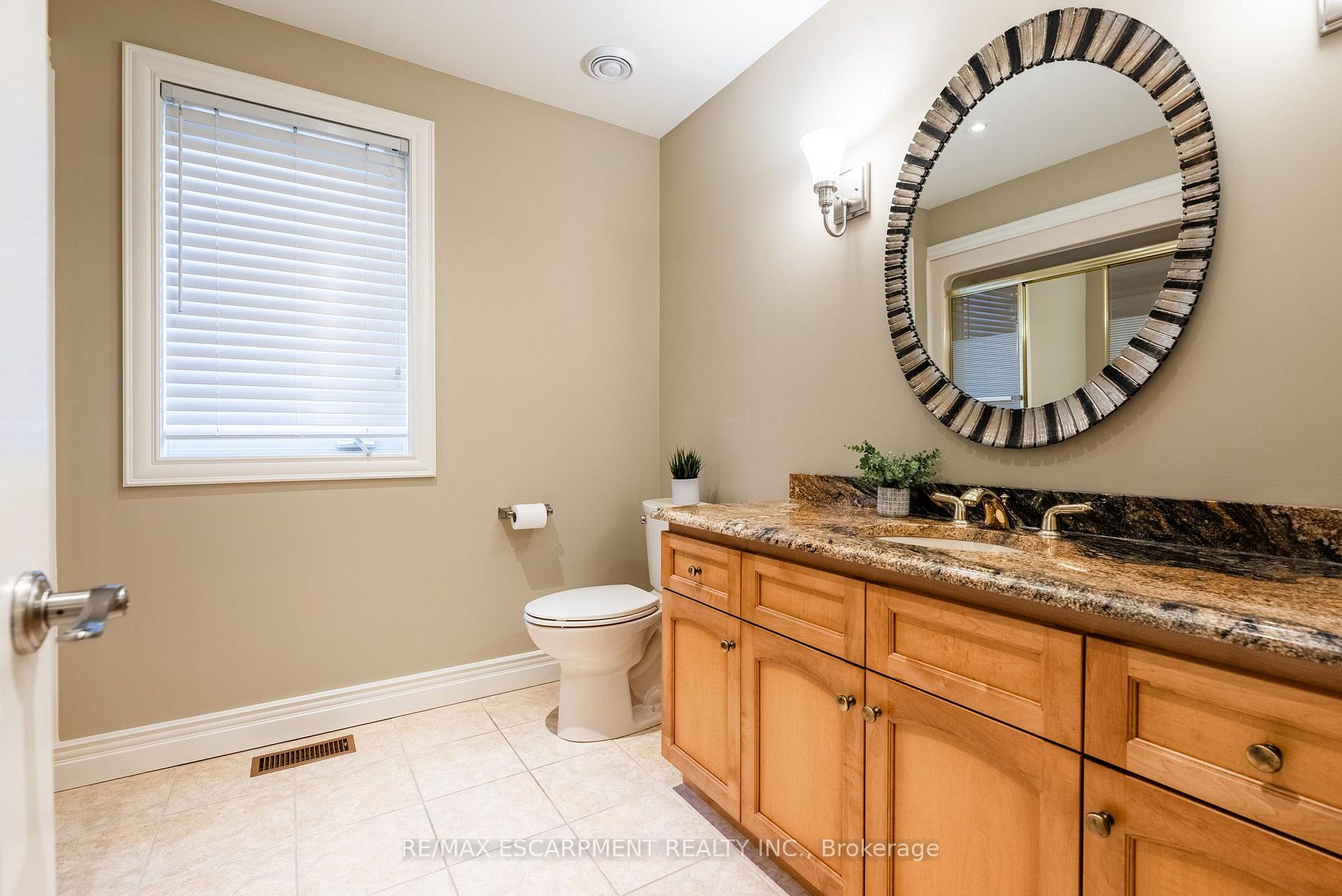 Photo 34 of 506 Regina Drive, Burlington, Brant — HOMEH