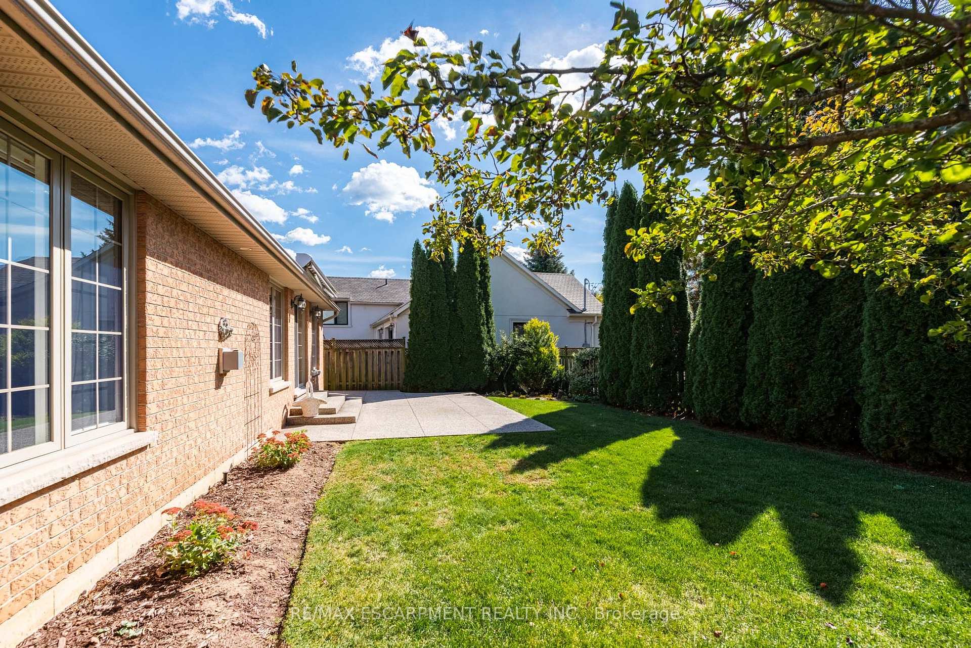 Photo 44 of 506 Regina Drive, Burlington, Brant — HOMEH