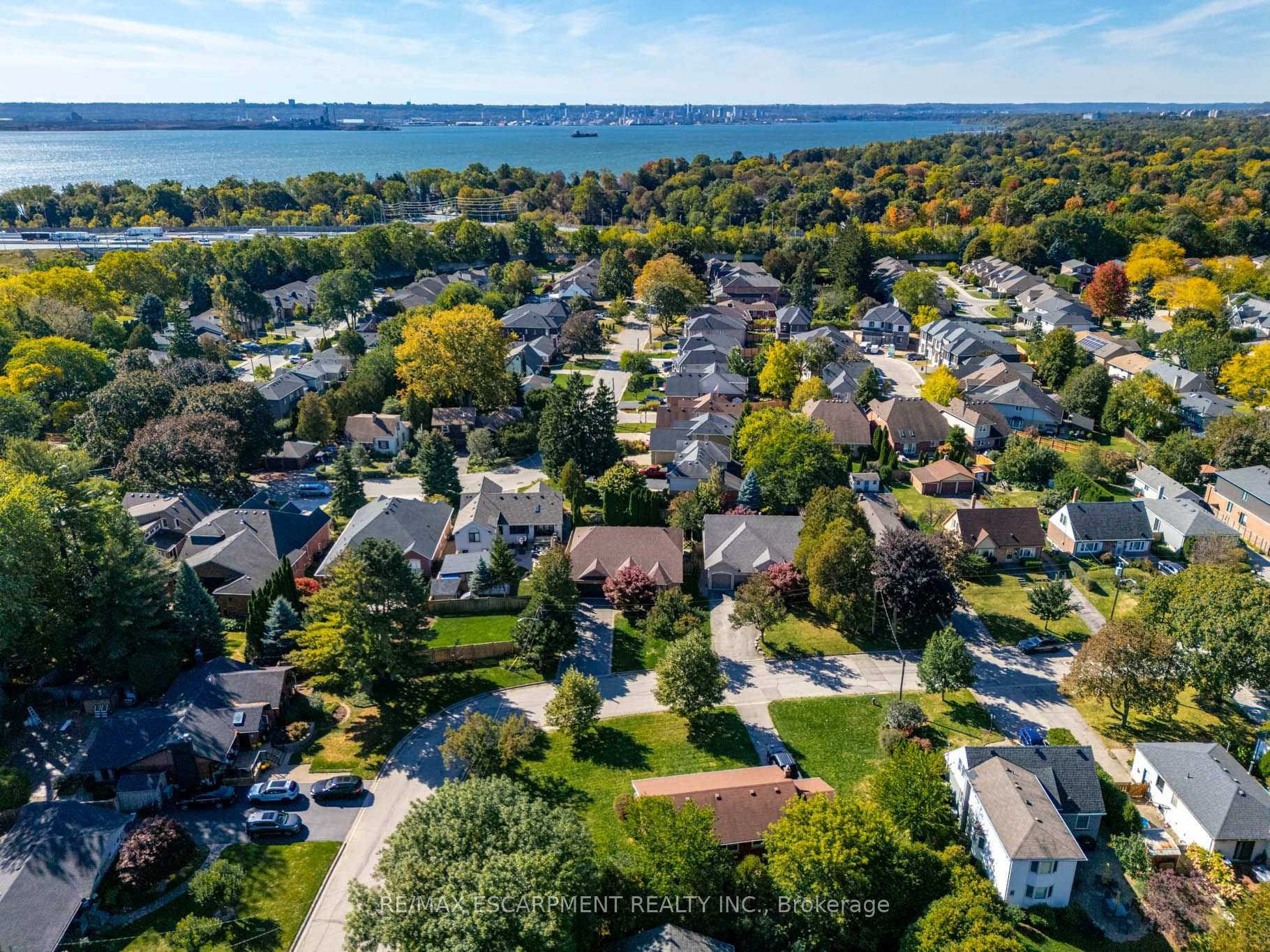 Photo 45 of 506 Regina Drive, Burlington, Brant — HOMEH
