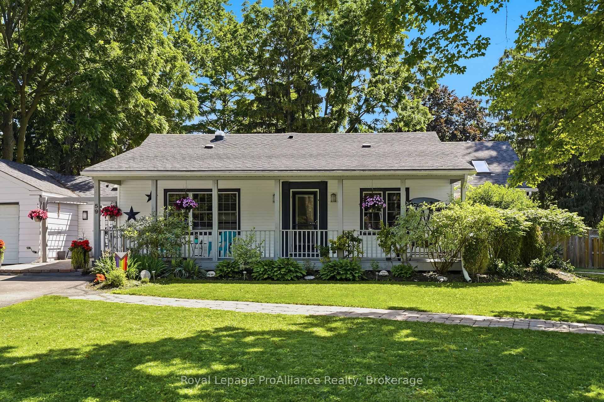 Photo 2 of 59 Palmer Road, Belleville, Belleville Ward — HOMEH