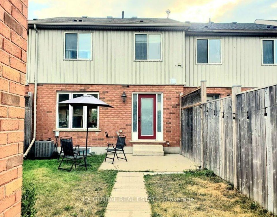Photo 2 of 559 Victoria Road N, Guelph, Victoria North — HOMEH