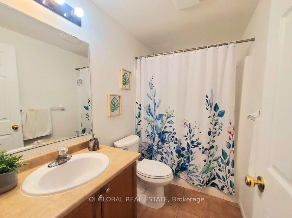 Photo 21 of 559 Victoria Road N, Guelph, Victoria North — HOMEH