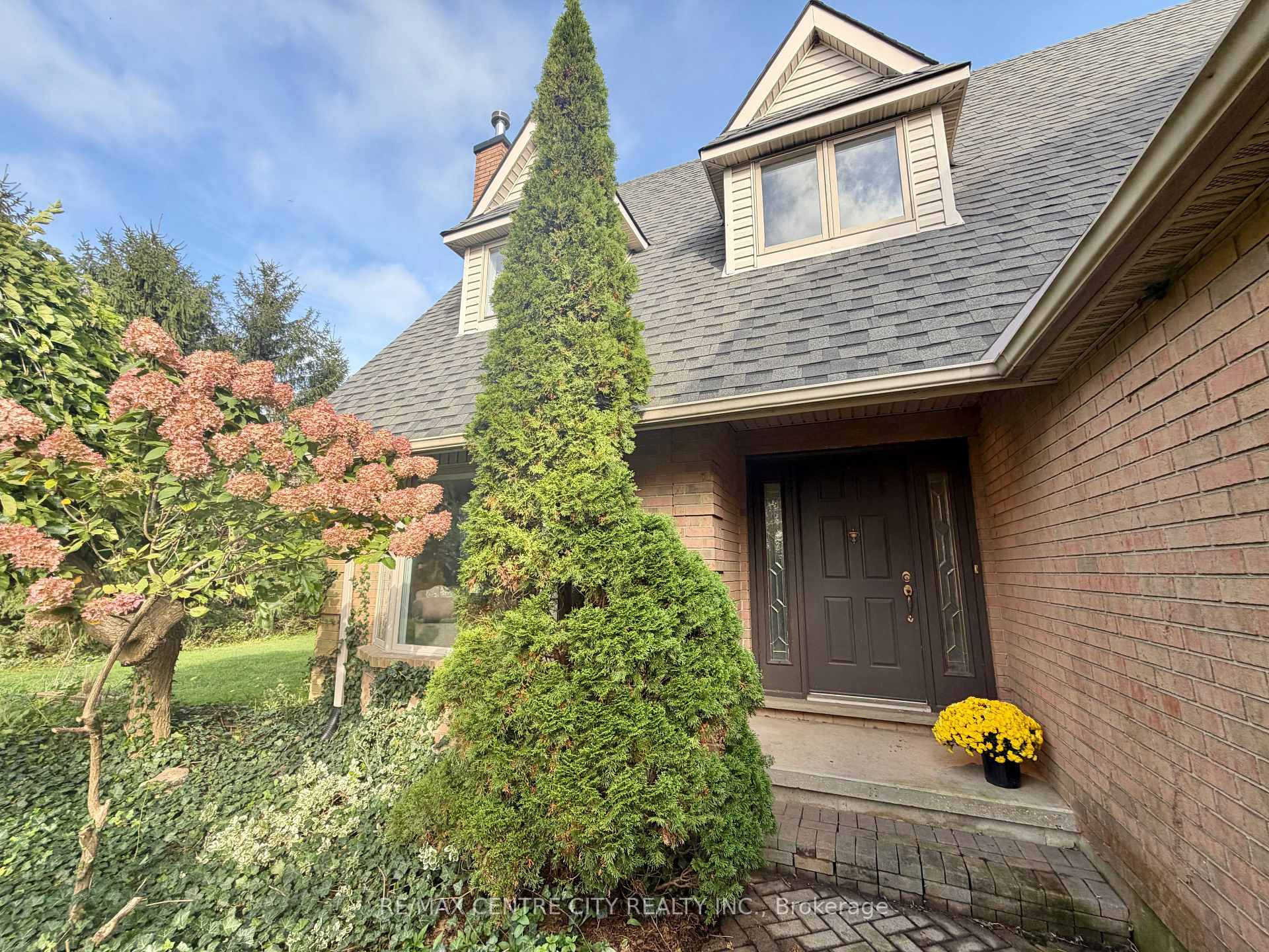 Photo 3 of 7442 Fairview Road, Central Elgin, Rural Central Elgin — HOMEH