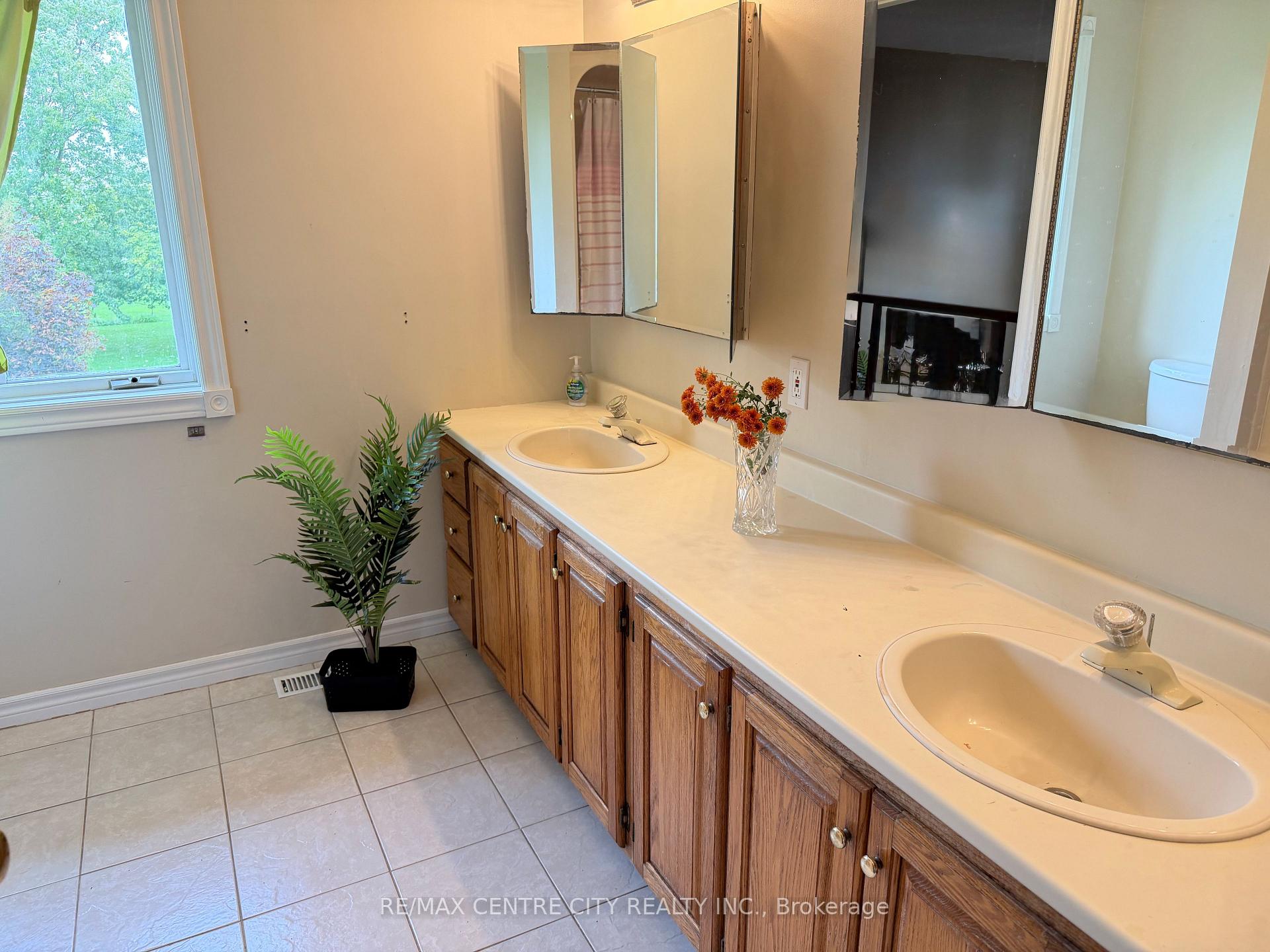 Photo 42 of 7442 Fairview Road, Central Elgin, Rural Central Elgin — HOMEH