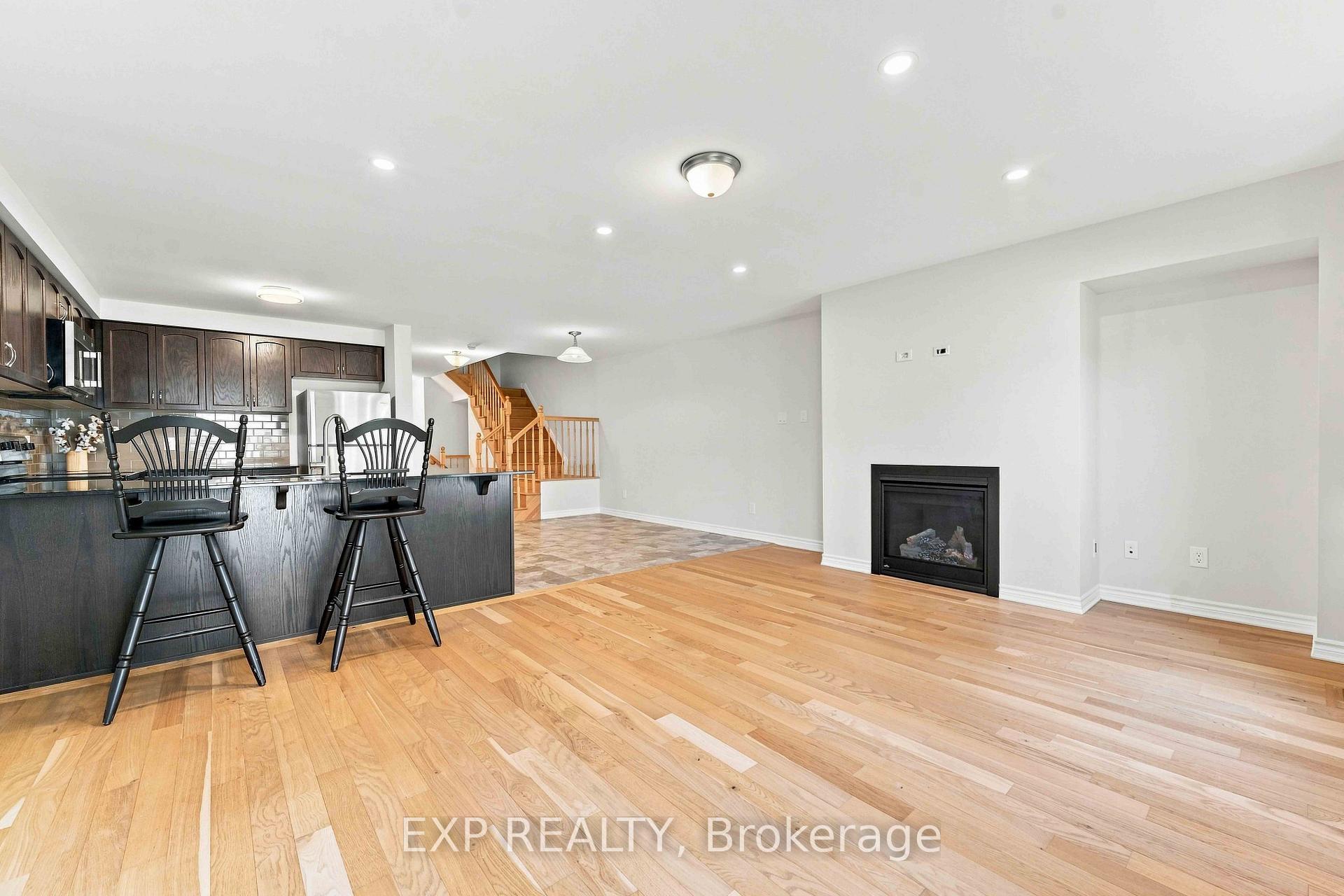 Photo 10 of 608 Parade Drive, Ottawa, Stittsville (South) — HOMEH