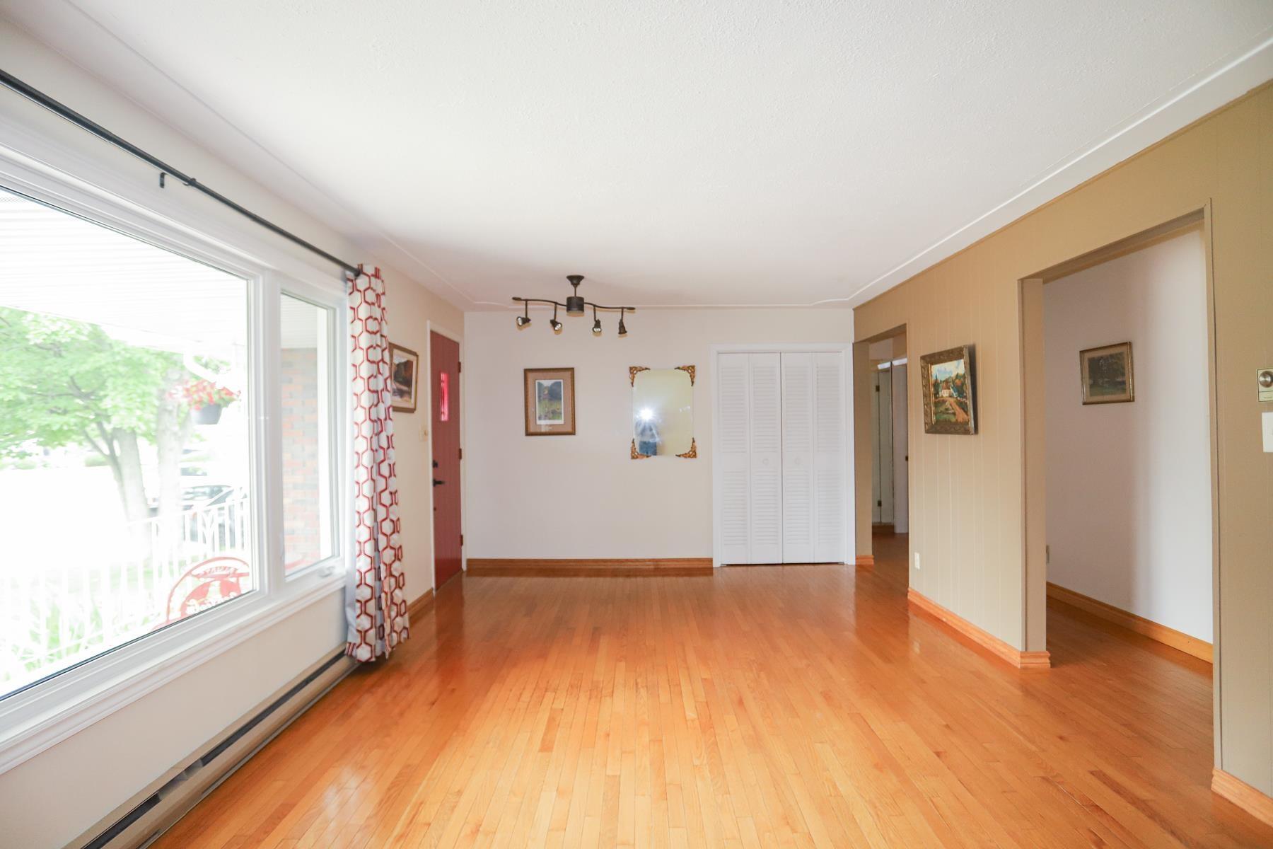 Photo 8 of 24 Granite Street, Sault Ste Marie, Ward 4 — HOMEH